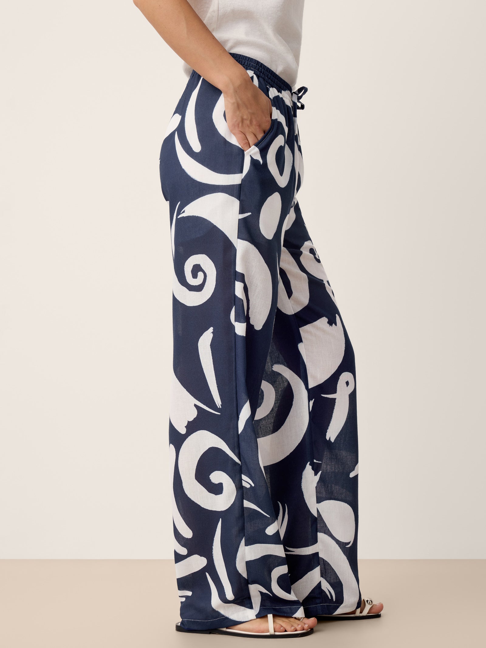 Linen Abstract-Print Straight-Leg Pants ORLA DestGlow