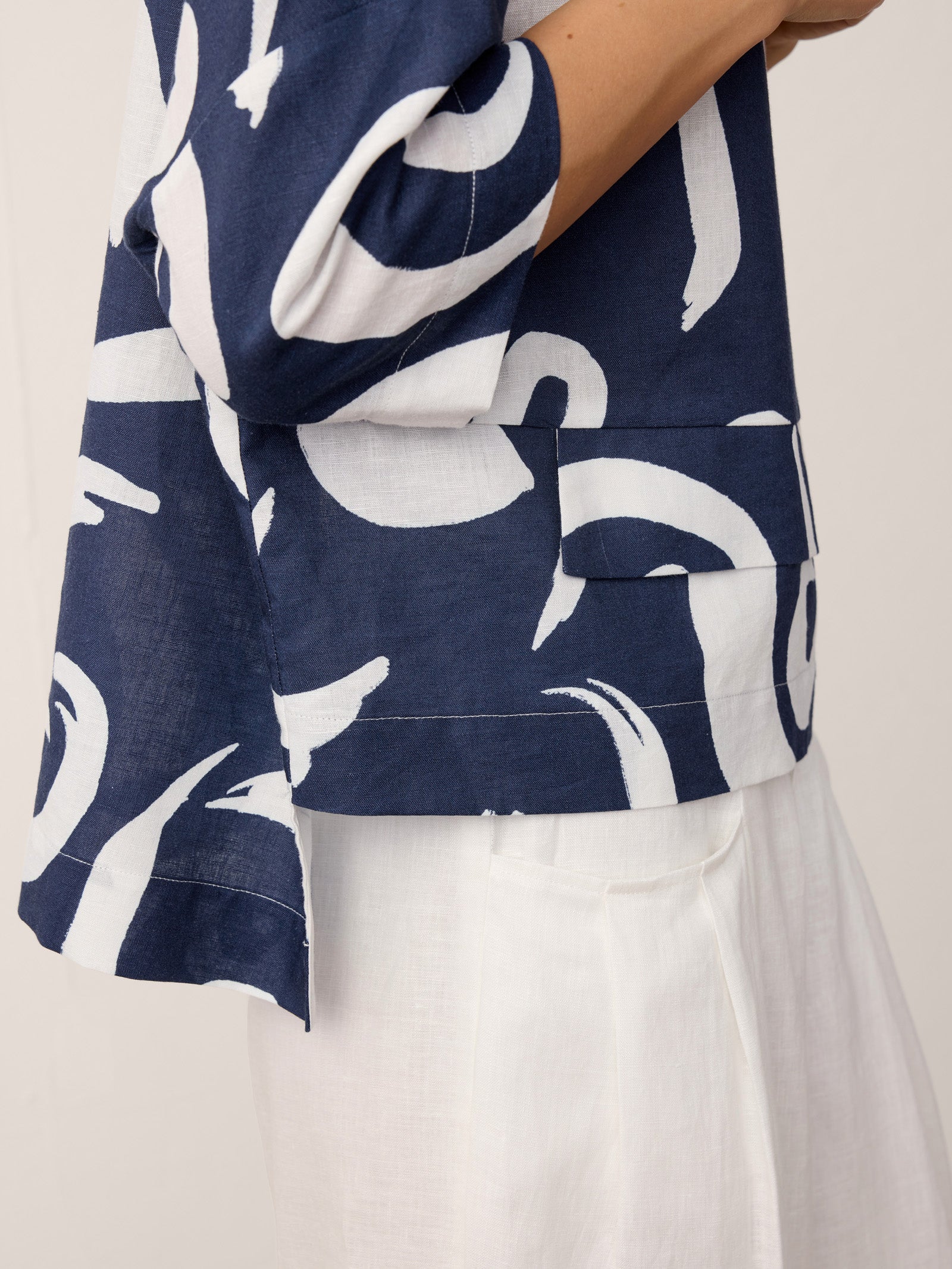 Linen Layered Asymmetric Top NOREEN by LINTICO