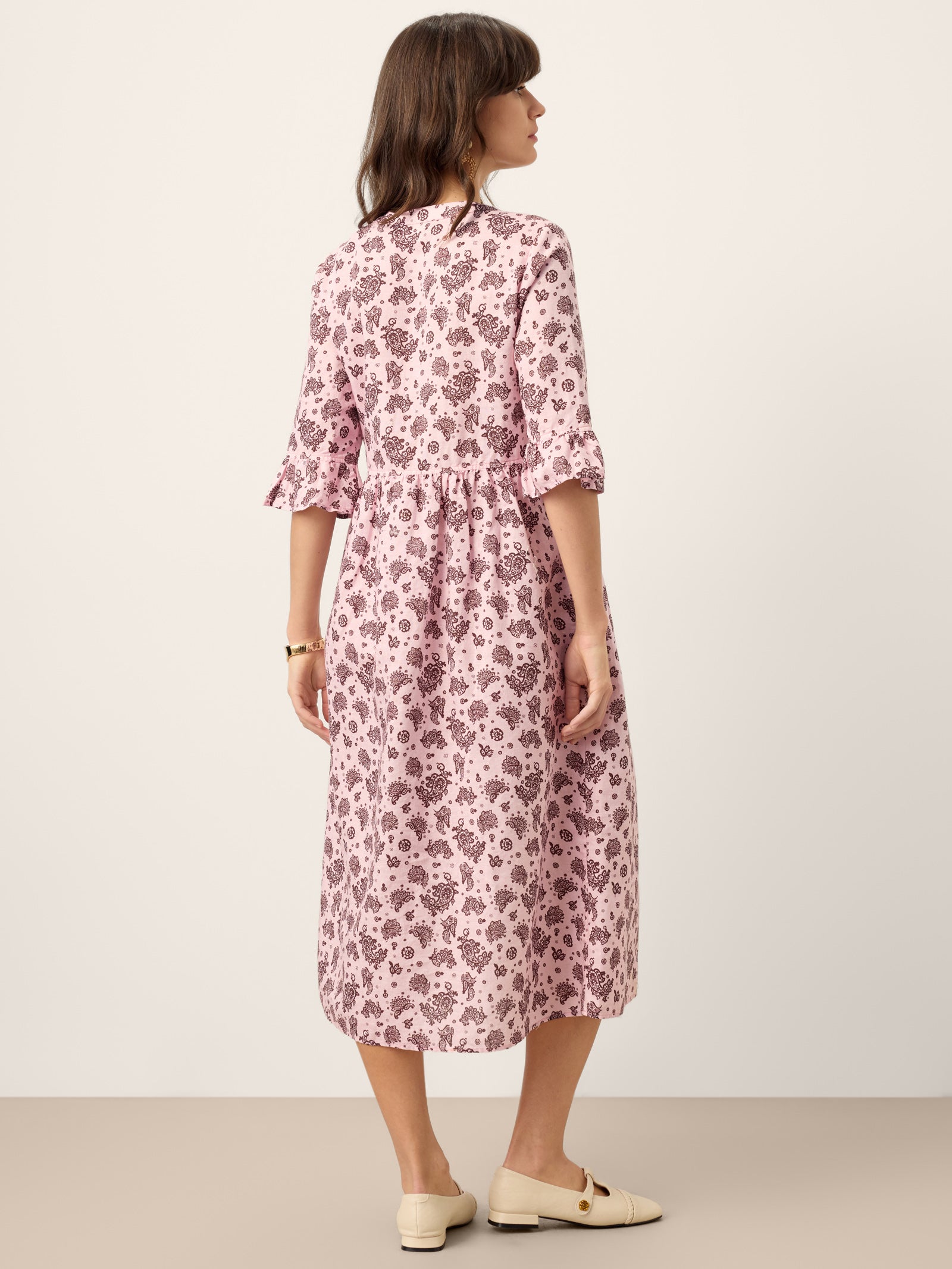 Linen Paisley Pintucked Ruffle-Cuff Midi Dress MAELYN by LINTICO