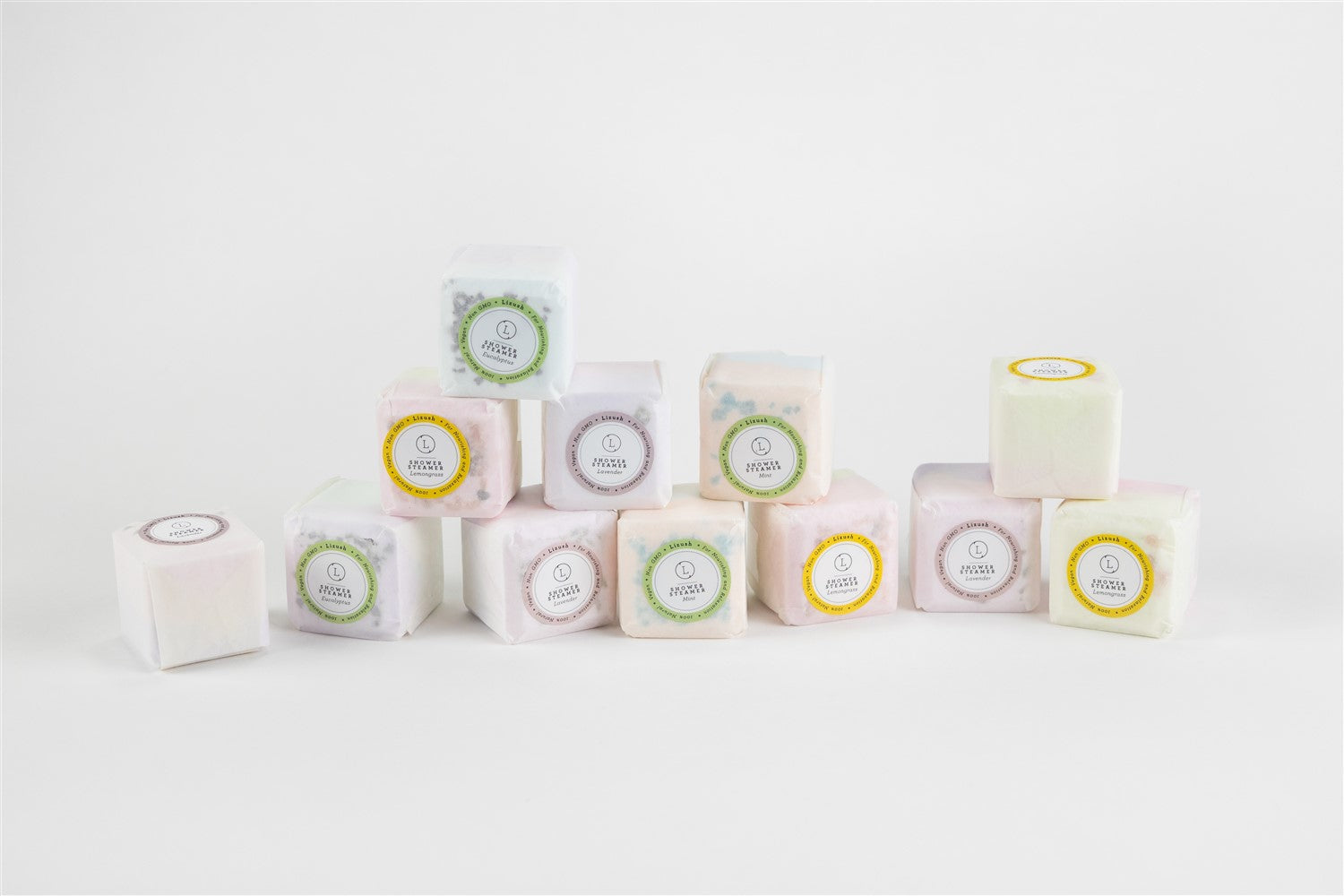 Natural Bath Bombs and Shower Steamers Gift Set - for anyone that like to Bath and Shower by Lizush