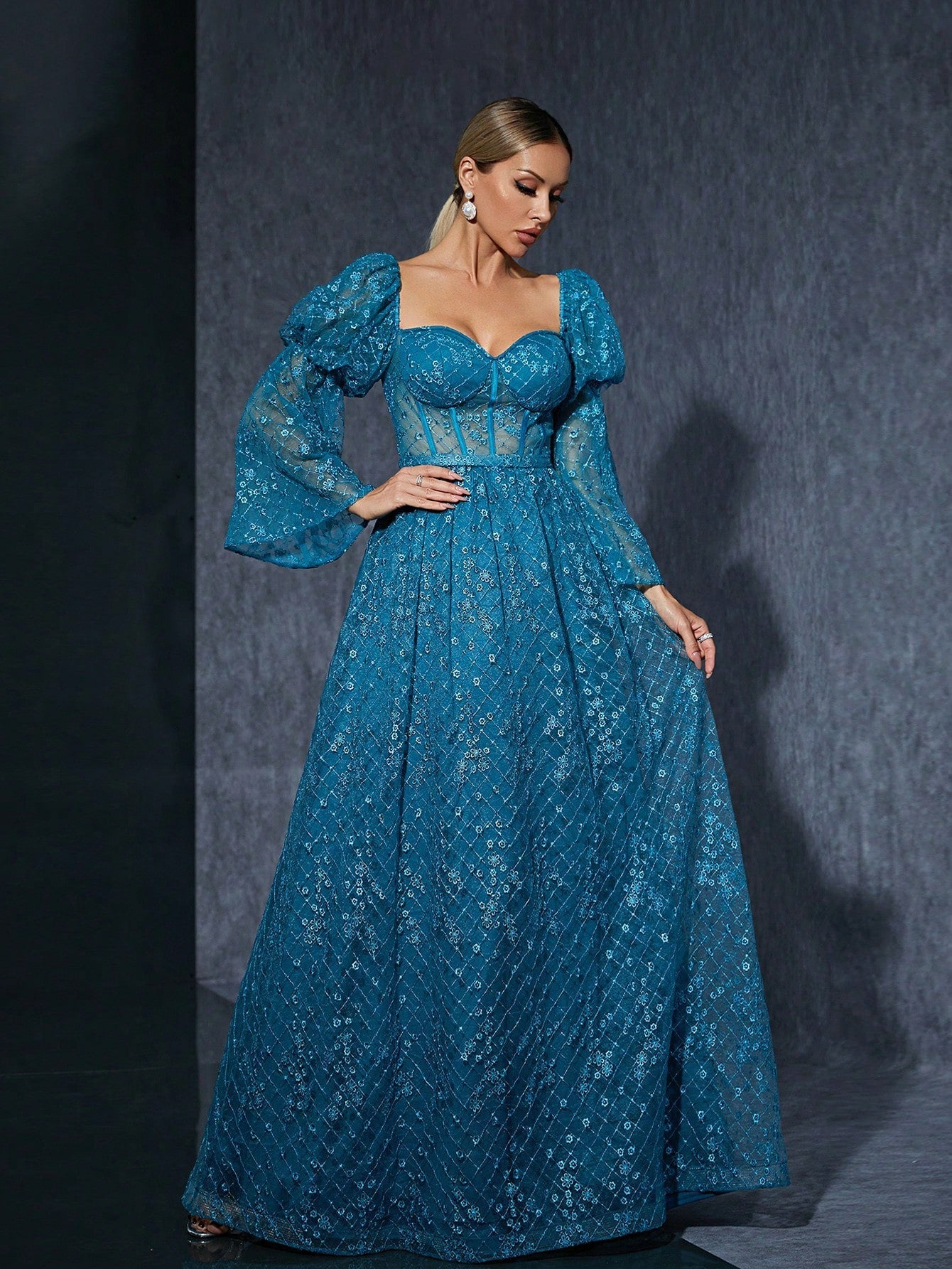 Bubble plus Bell Sleeve Dress Evening Party Super Fairy Embroidered Niche Evening Dress by Ragazza