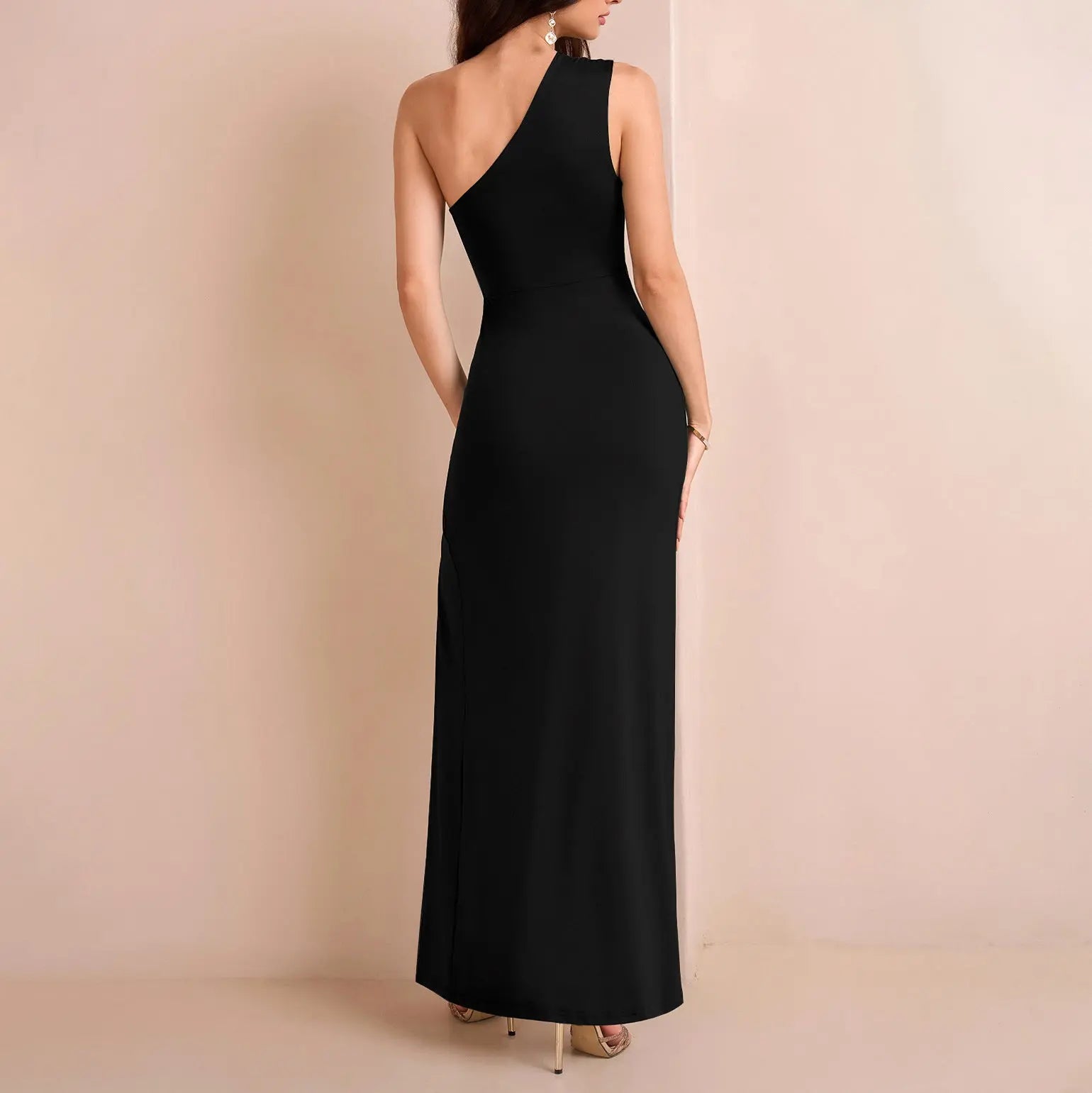 Elegant Milk Silk Sloping Shoulder Dress Sexy High Slit Slim Pleated Tight Formal Dress