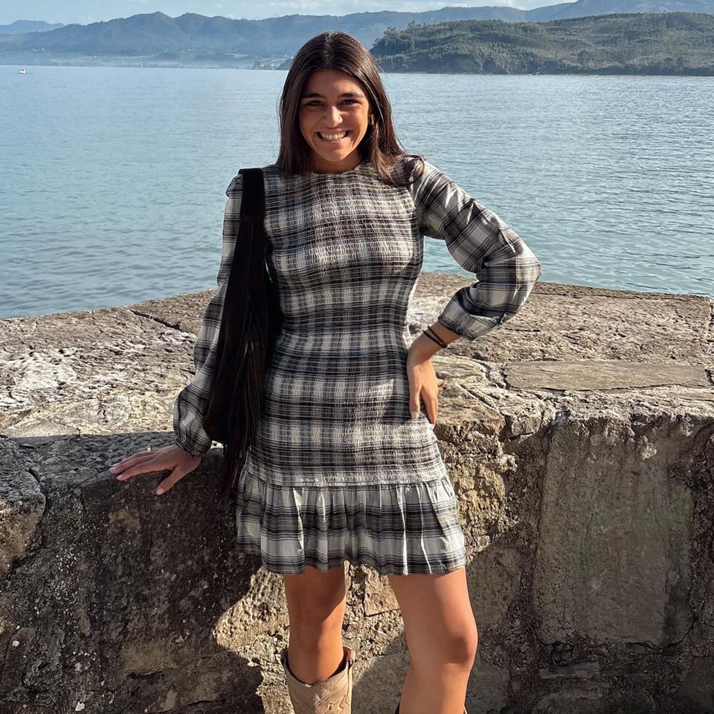Women Plaid Pleated Casual Long Sleeved Dress Contrast Color round Neck Pleated Dress by Ragazza