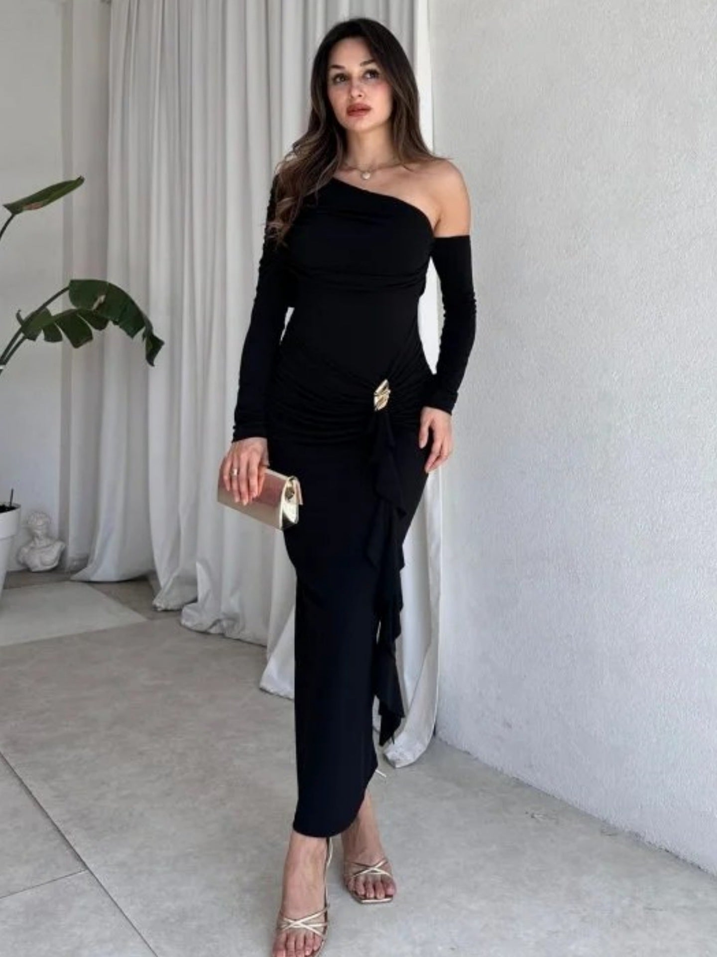 Autumn Elegant Women Single Shoulder Solid Color Long Sleeve Slim Fit Sexy Sheath Pleated Dress by Ragazza