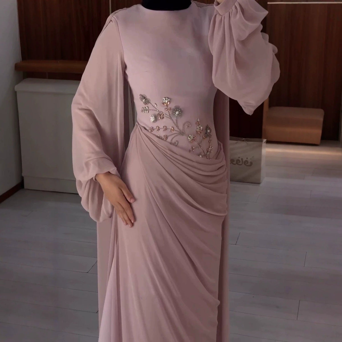 Chiffon Diamond Decorations Floral Long Sleeve Narrow Large Swing Elegant Dress DestGlow