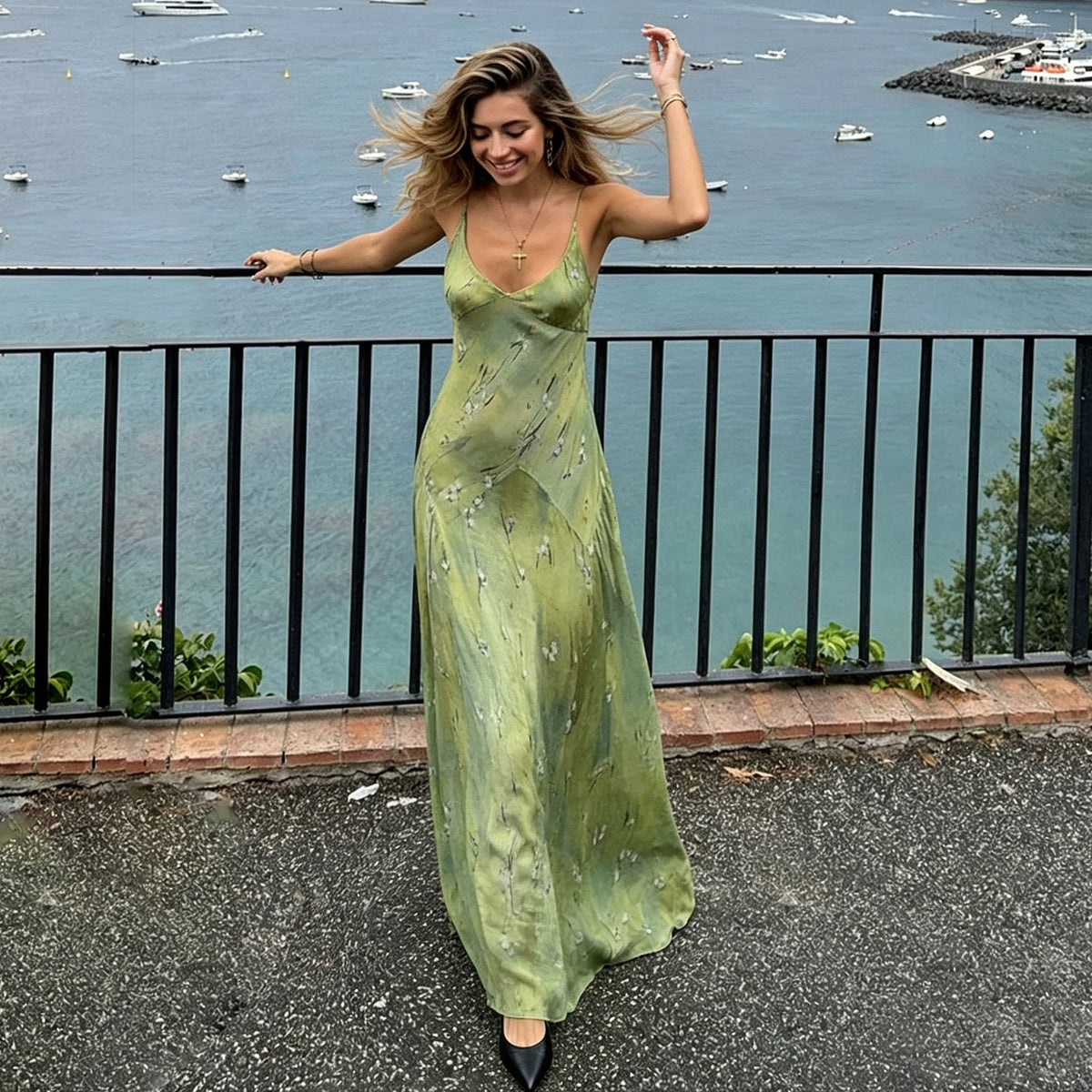 Romantic Floral Printed V neck Strap Dress Vacation Fresh Stylish Elegant Expansion Dress Women DestGlow