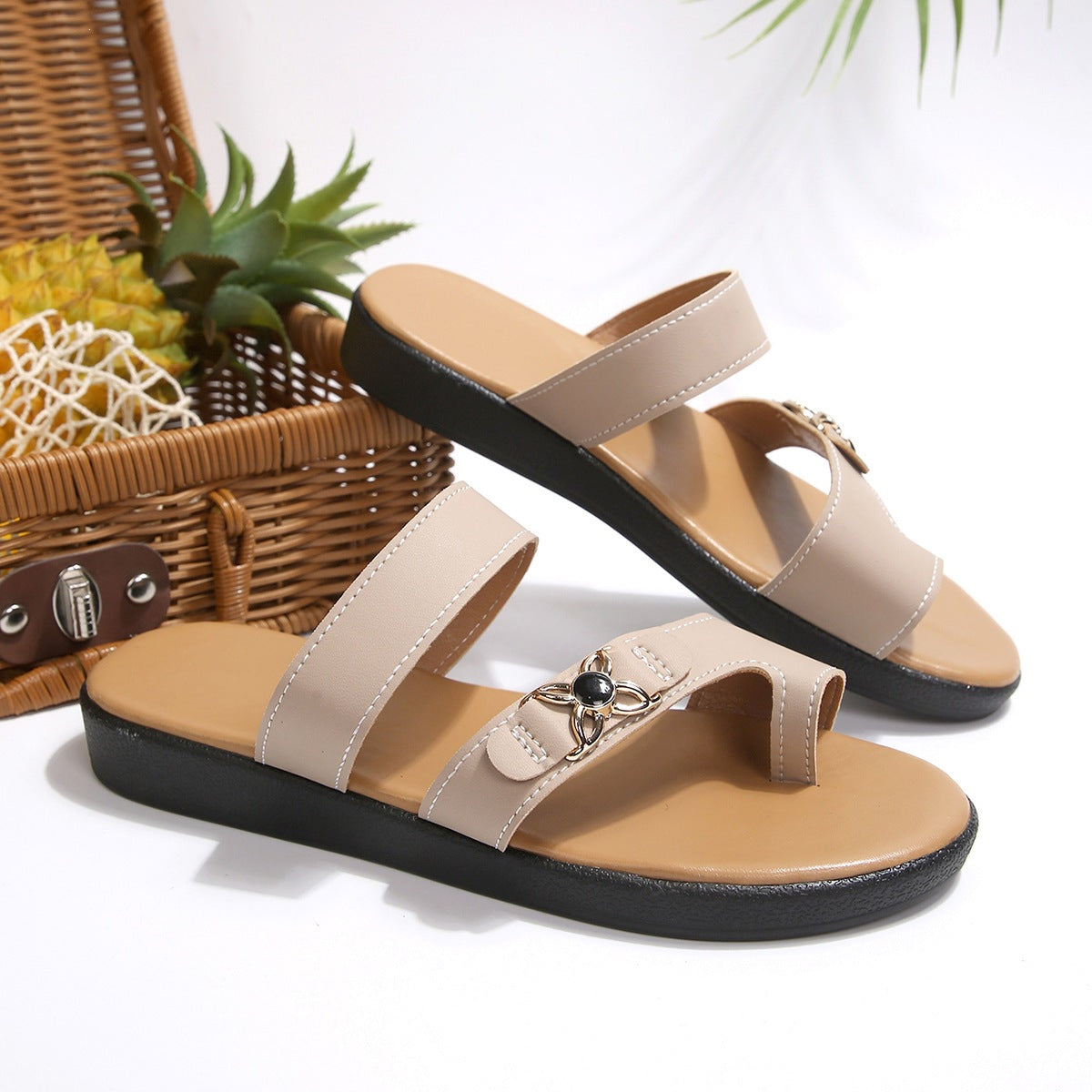 Metal Buckle Rhinestone Toe Ring Slippers Women Outer Wear Flat All Match Casual Beach Sandals DestGlow