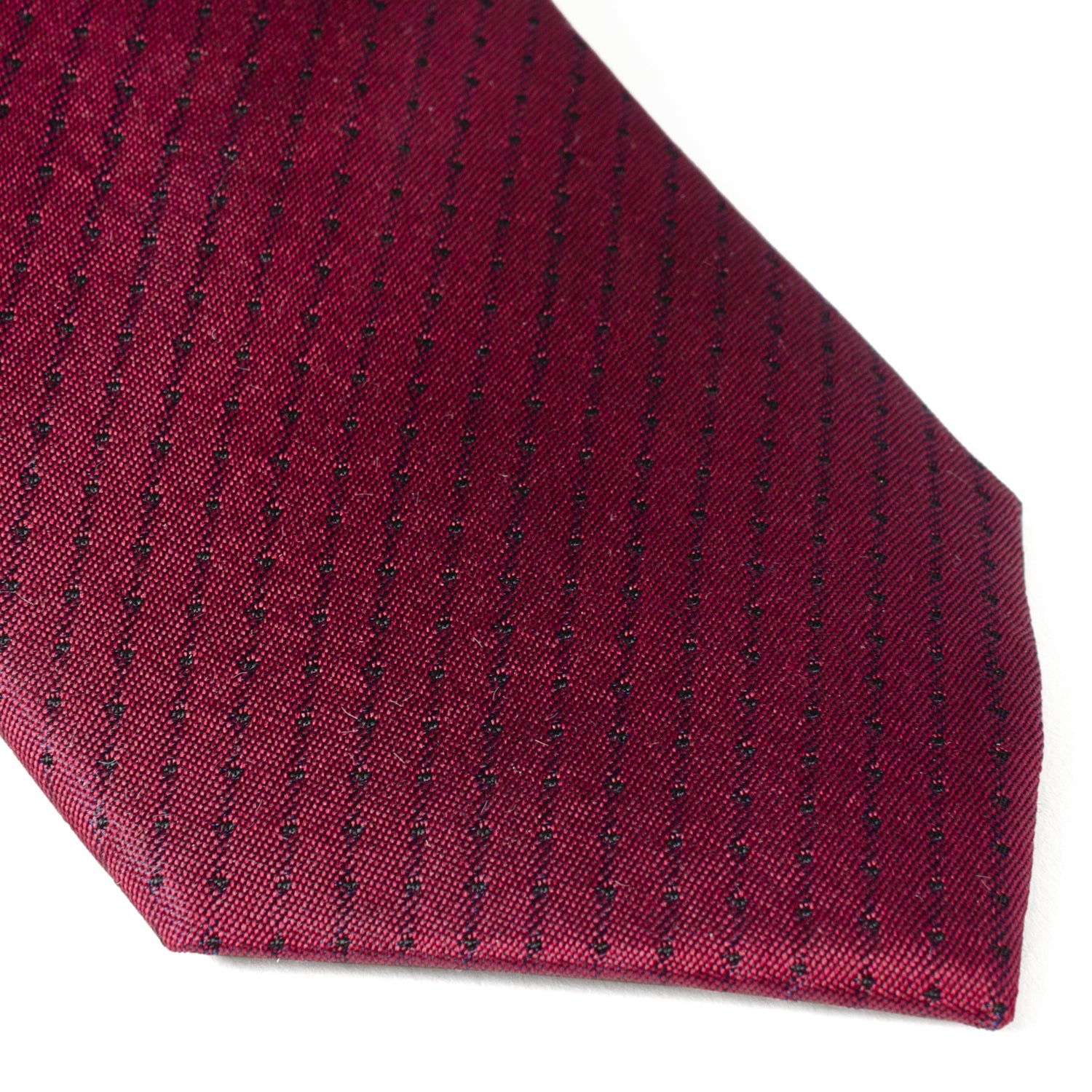 Red Pin Dot Men&