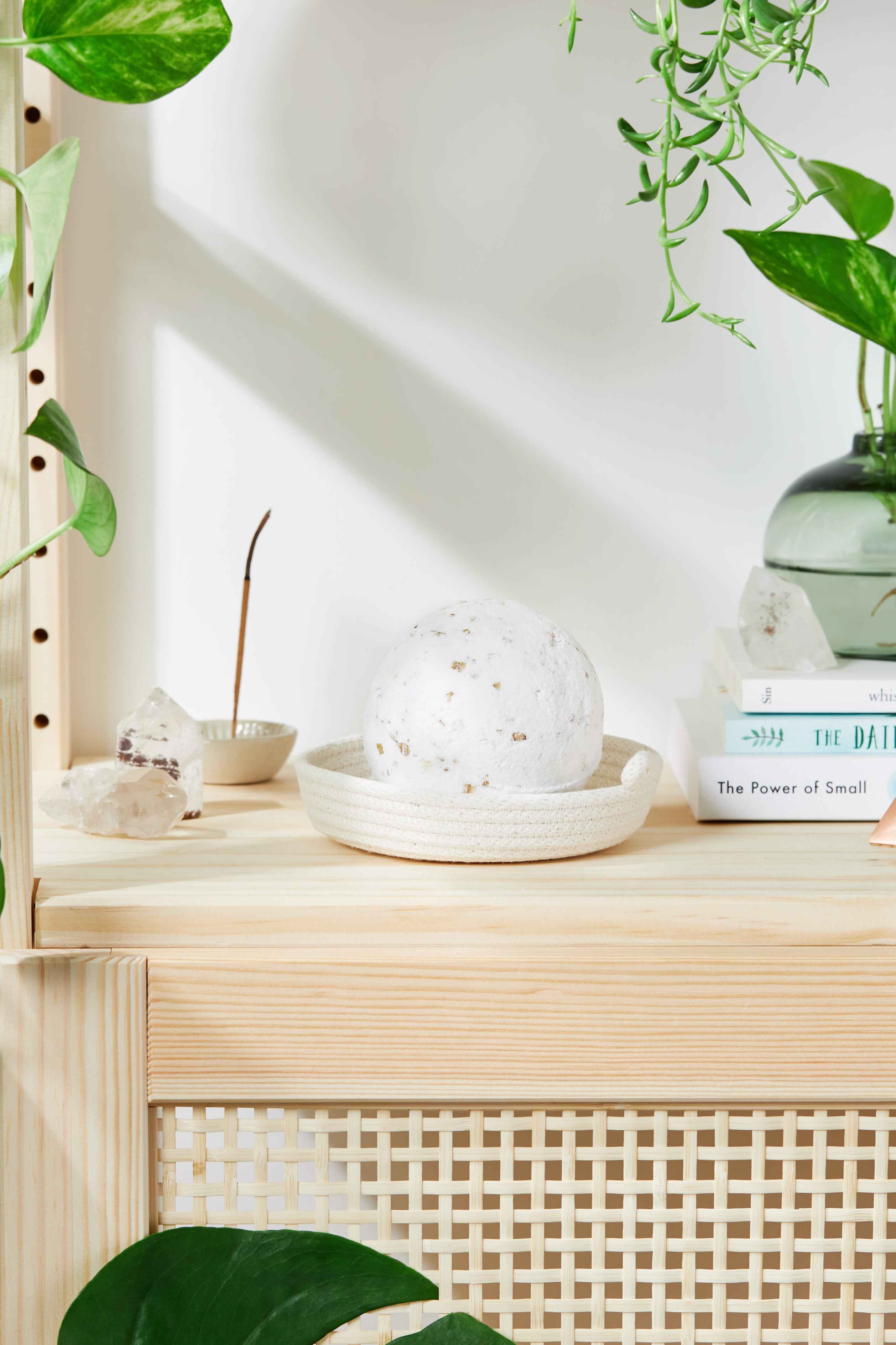 Organic Bath Bomb / Oat N Honey Extra Large Bath Fizz by Butter Me Up Organics