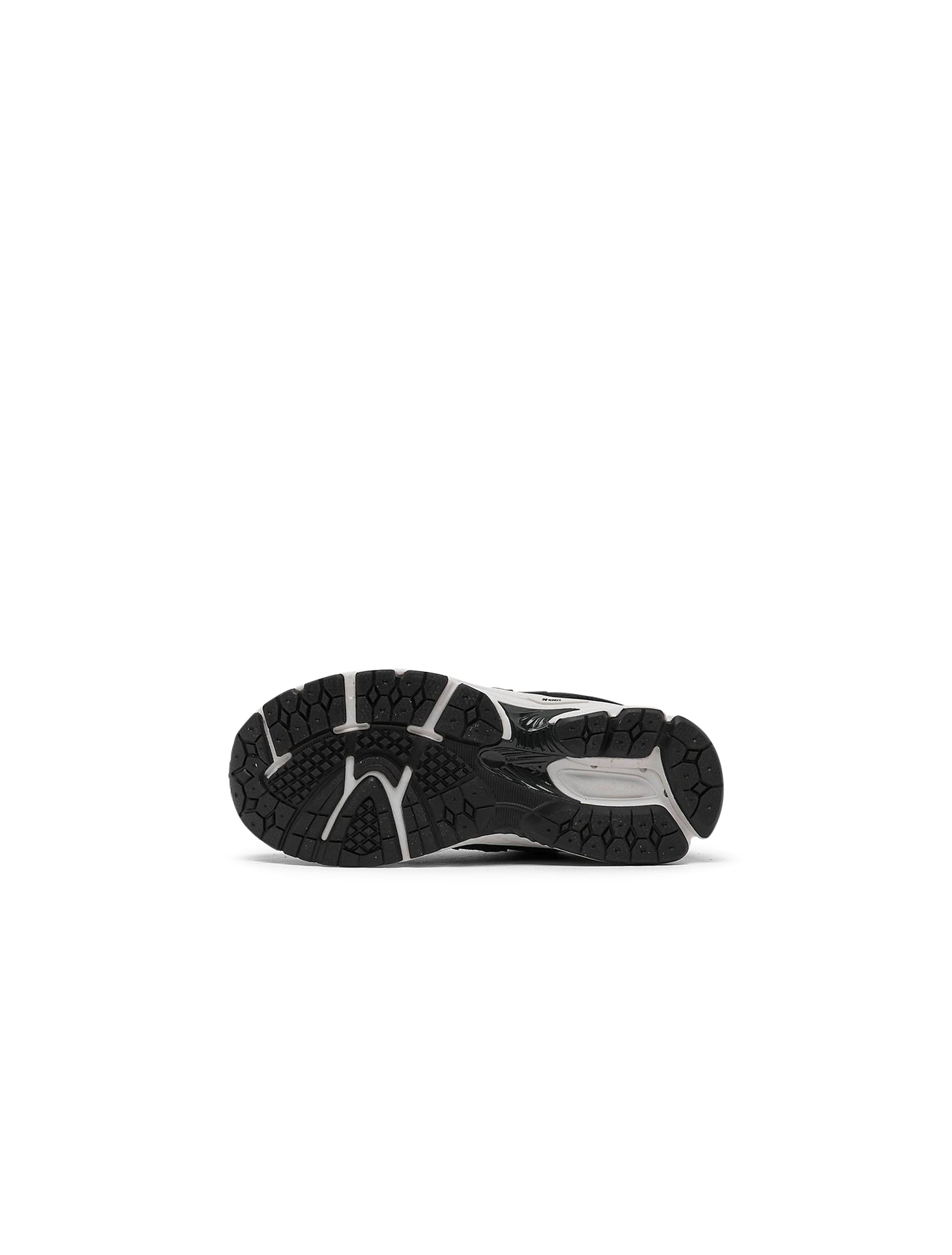 New Balance (PS) 2002R Sneakers - Steel by Denim Exchange