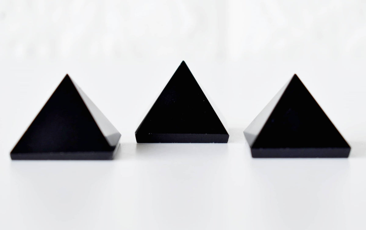 Black Tourmaline Pyramids (Promote Courage and Self-Confidence) DestGlow