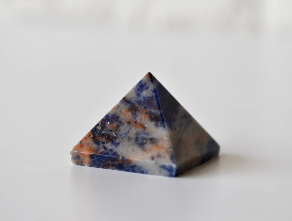 Sodalite Pyramids (Emotional Balance and Self-Trust) DestGlow