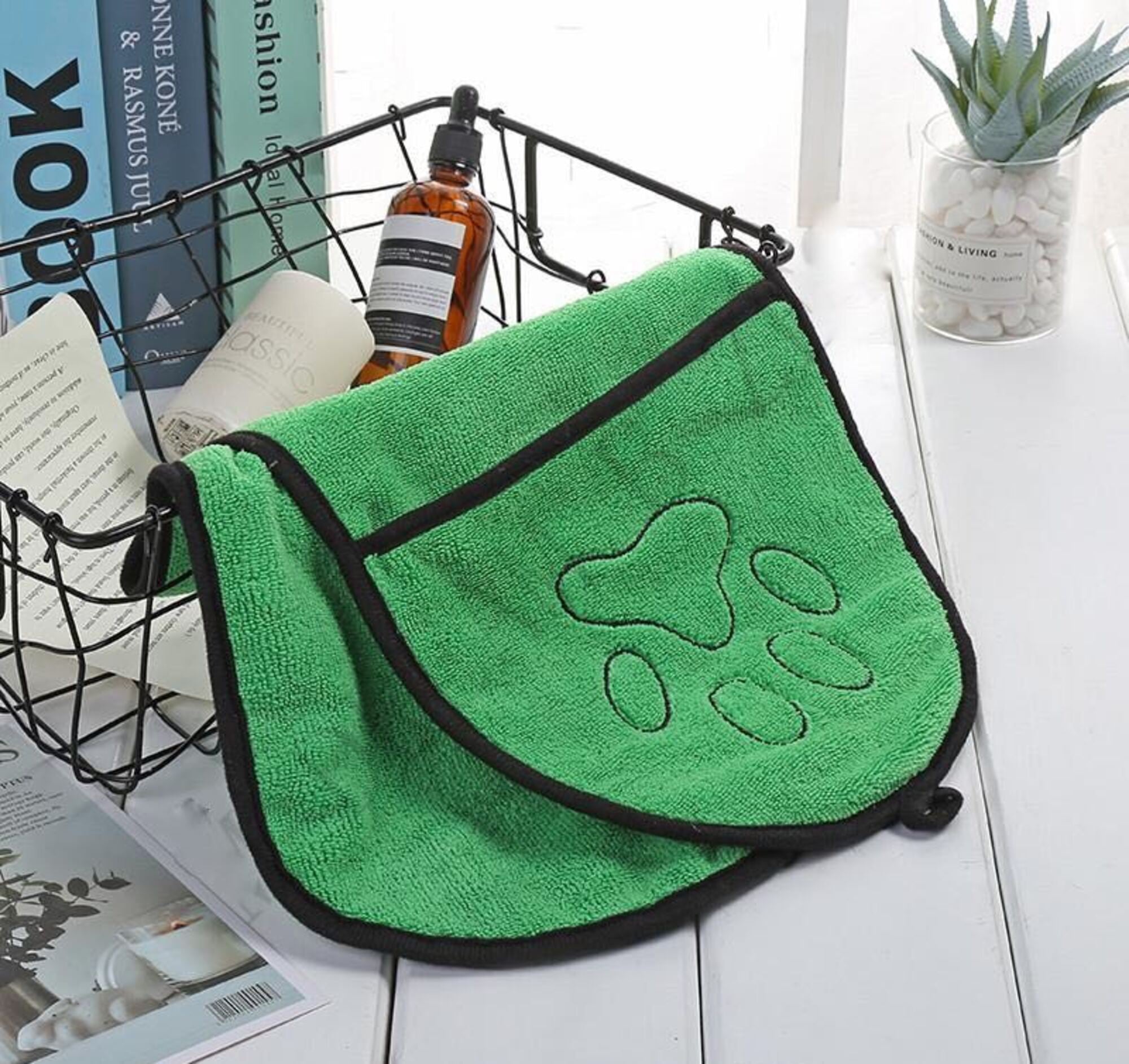 BeNat Pets. Dog Bath Towel Double Drop Pocket Design - DestGlow
