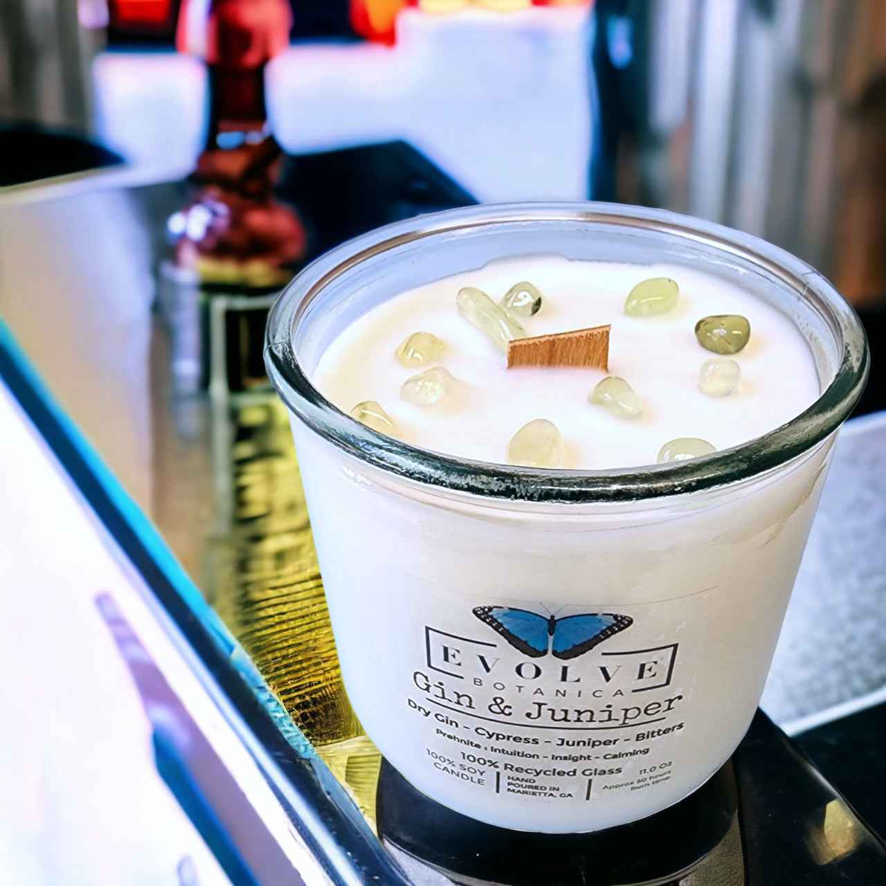 Rocks Candle - Gin & Juniper (Wood Wick Prehnite Gemstone Soy Candle)