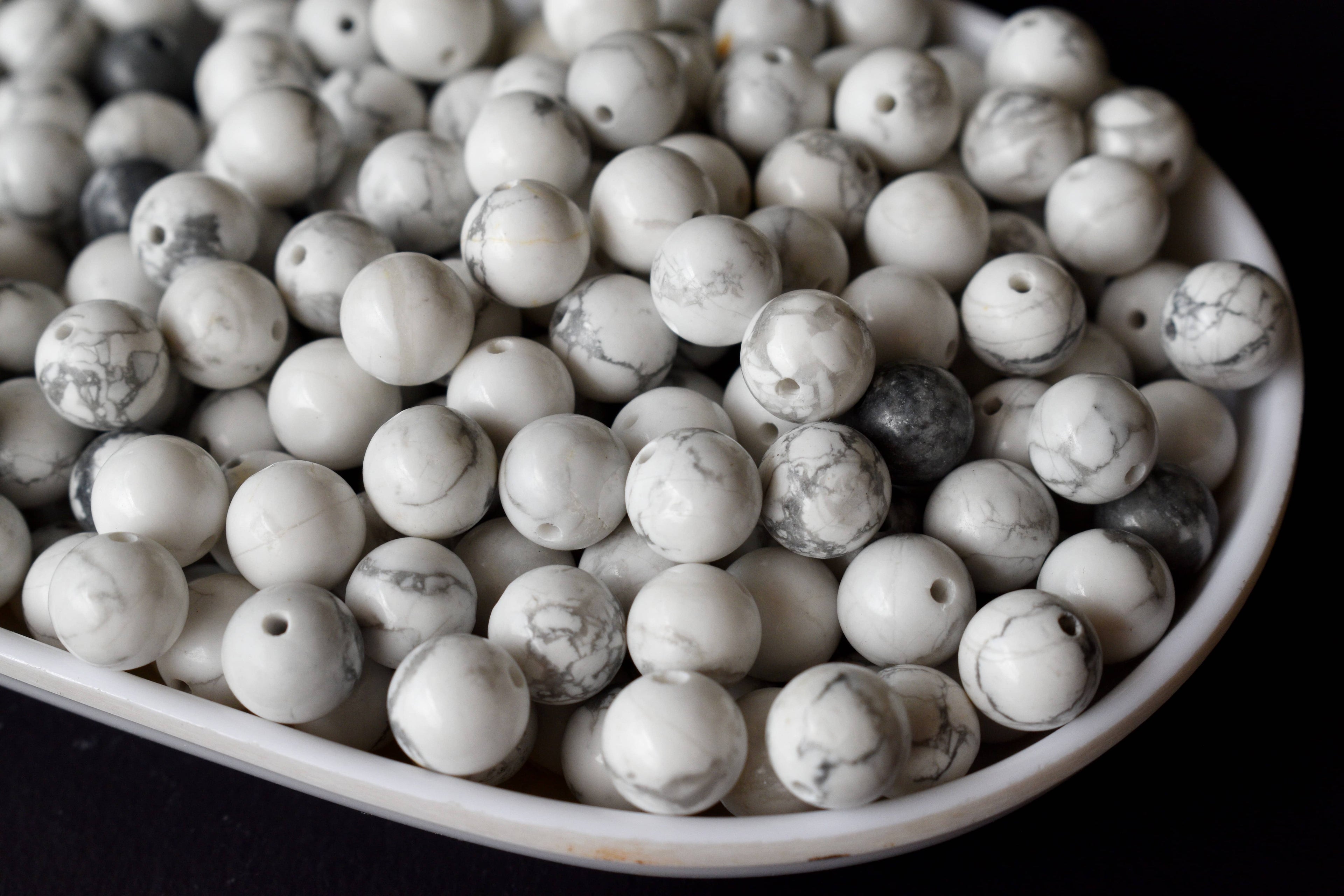 Howlite Beads, Natural Round Crystal Beads 4mm to 12mm DestGlow