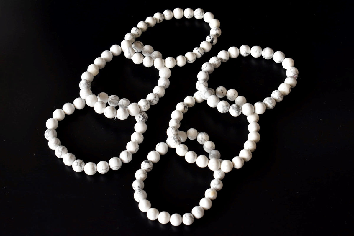 Howlite Bracelet (Insight and Stress Relief). DestGlow