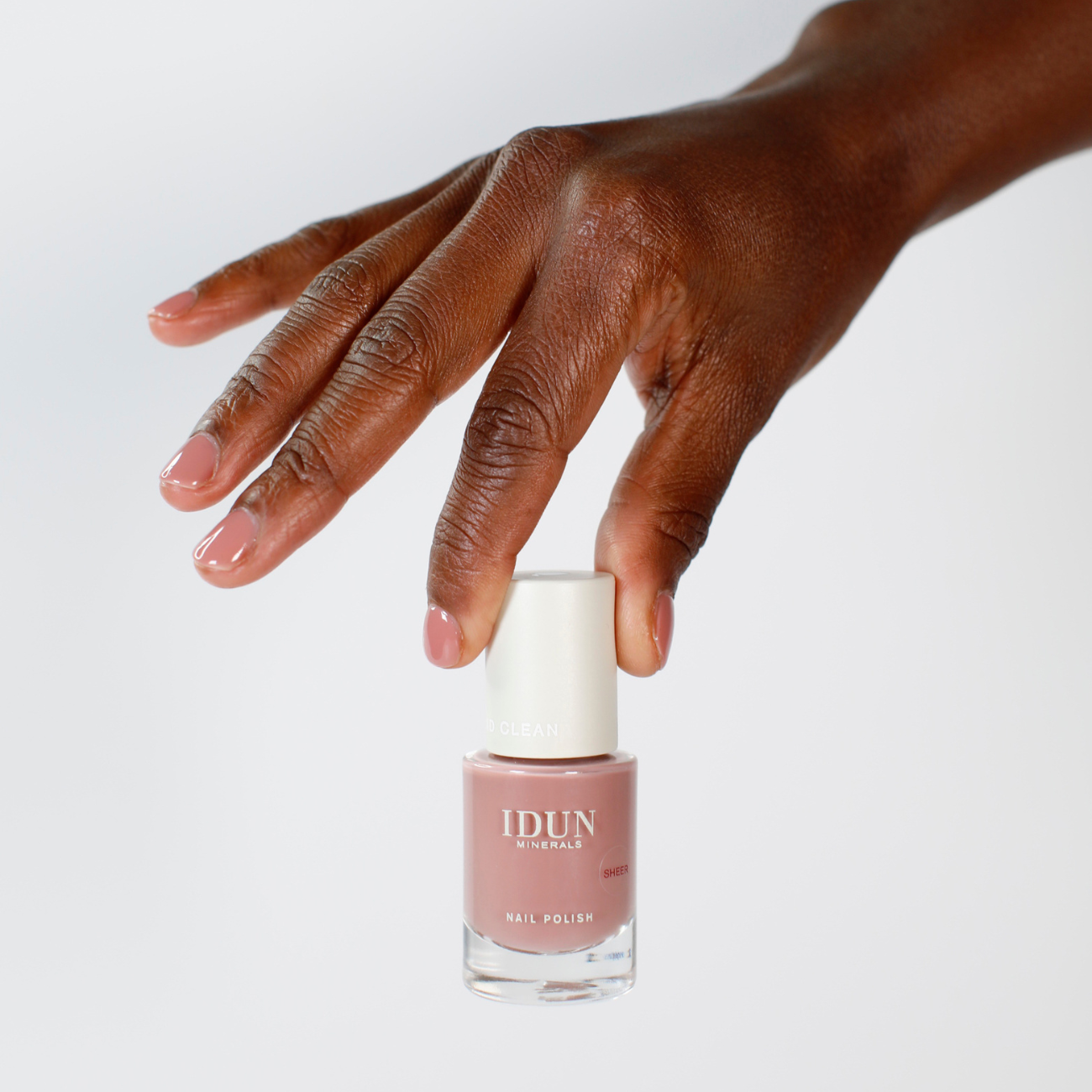 NAIL POLISH DestGlow