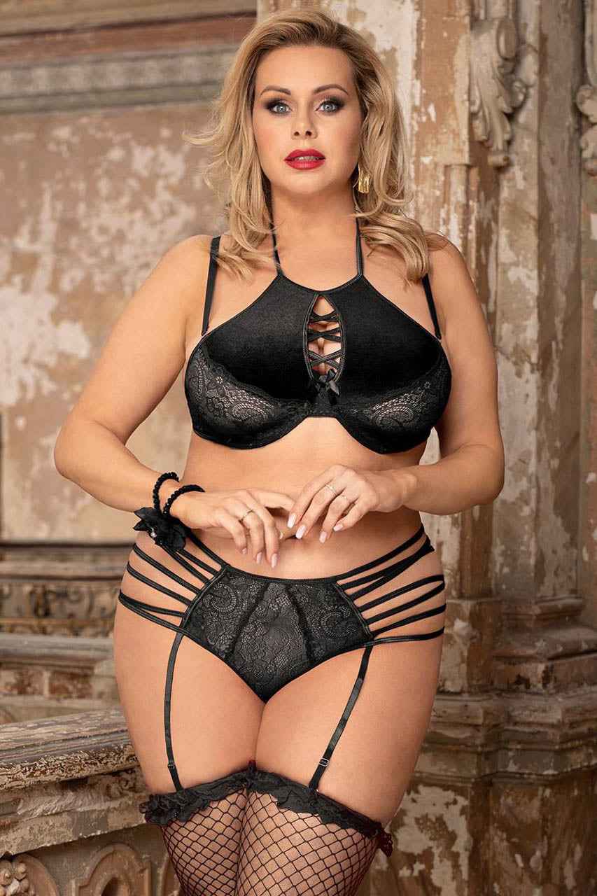 Plus Size Velvet and Lace Bra Set