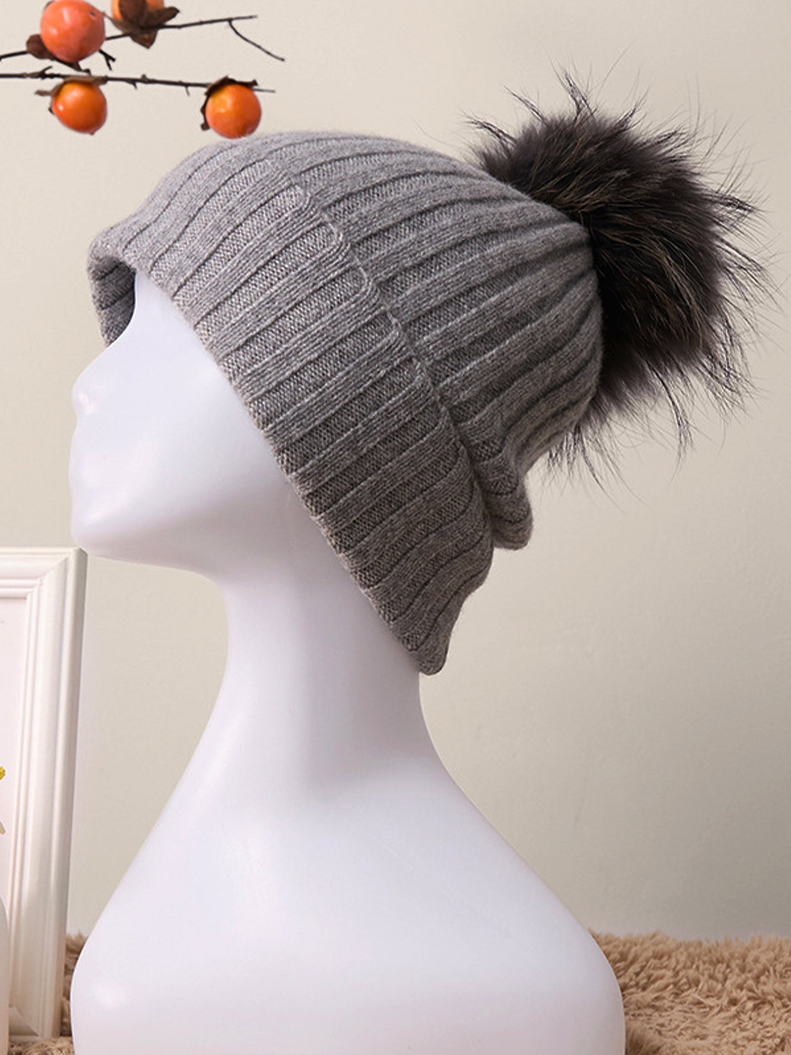 100% Cashmere Rib-Knit Slouchy Beanie With Pom-Pom DestGlow