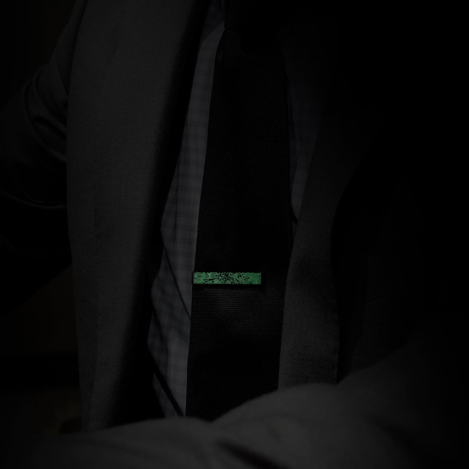 Star Wars Hyperspace Glow-in-the-Dark Tie Bar DestGlow