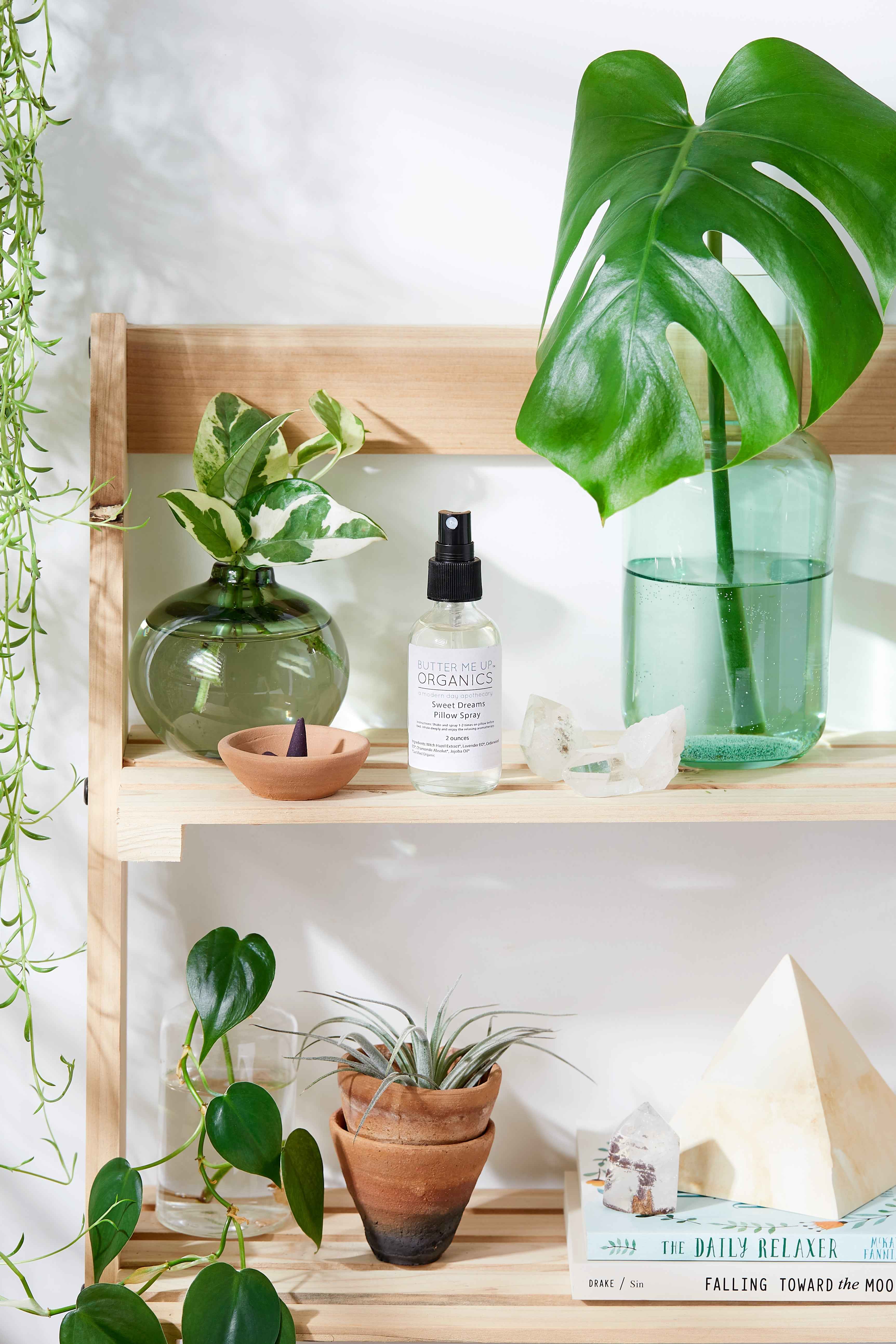 Organic Pillow Mist / Aromatherapy / Relaxing Essential Oils / Gentle Sleep / Butter Me Up Organics