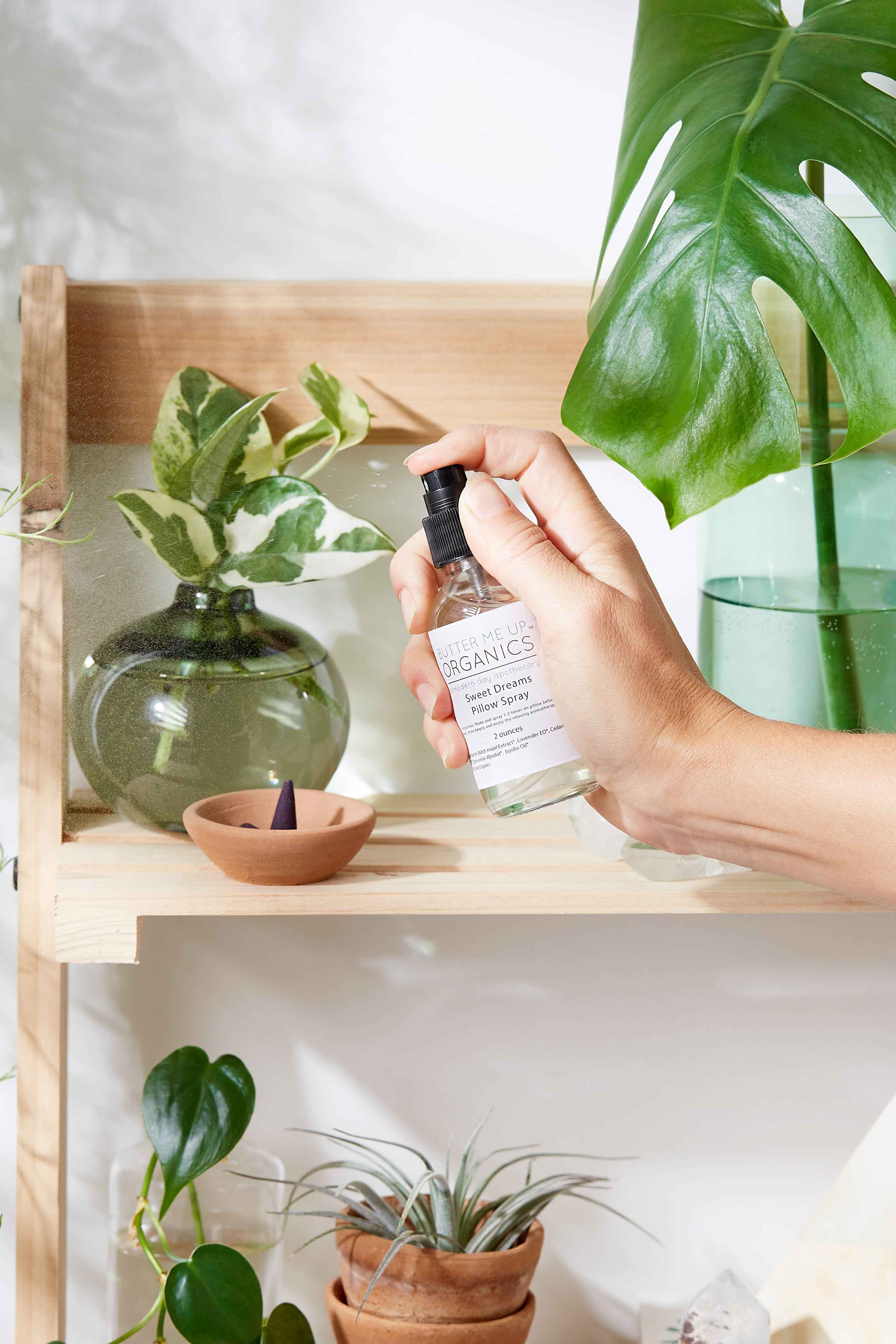 Organic Pillow Mist / Aromatherapy / Relaxing Essential Oils / Gentle Sleep / Butter Me Up Organics