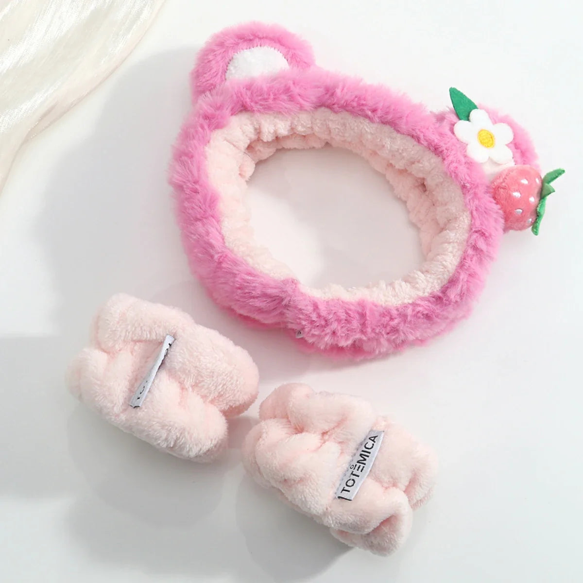 Totemica Spa Headband & Wristband Strawberry DestGlow