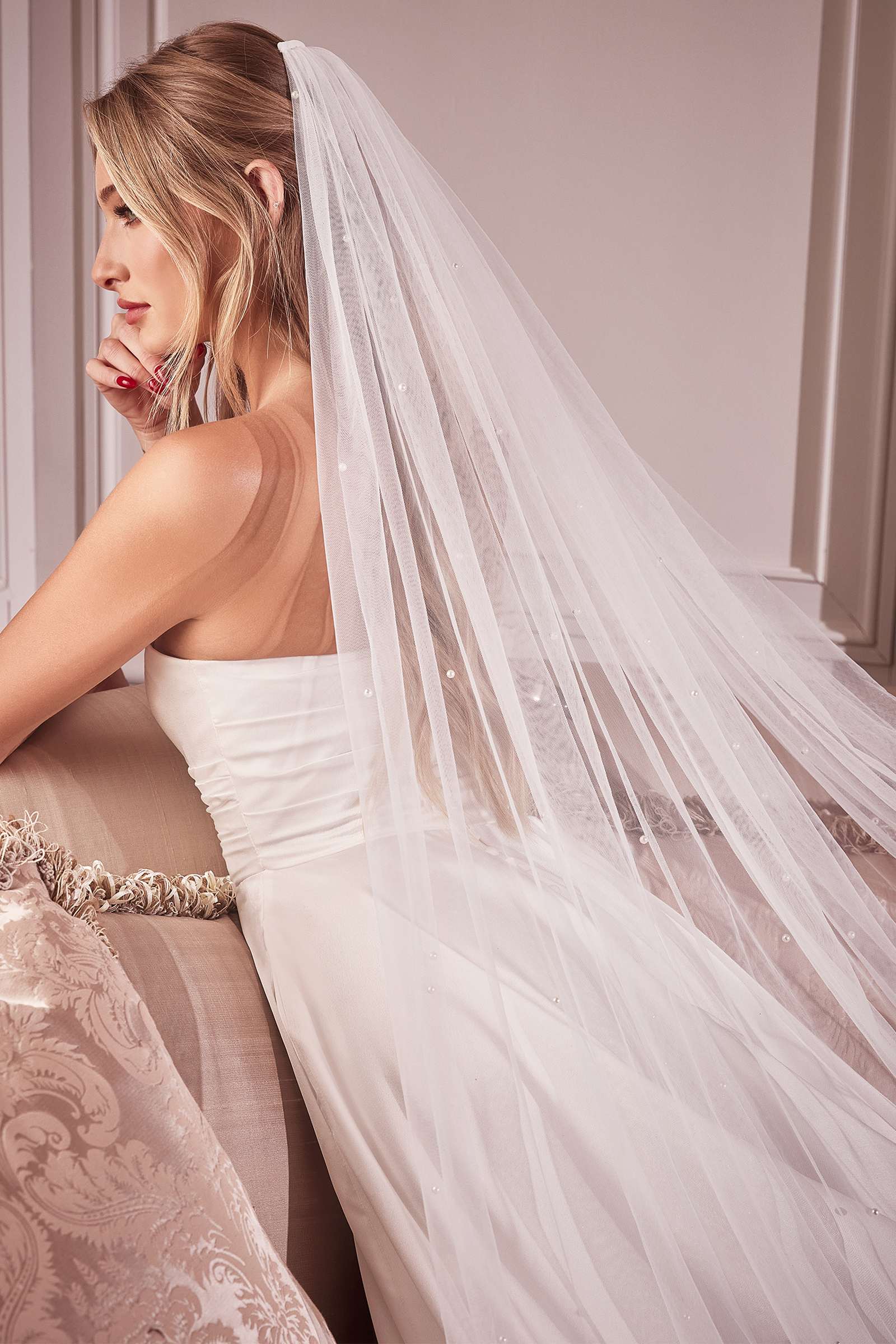 Pearl Drops Royal Veil by DiscountDressShop
