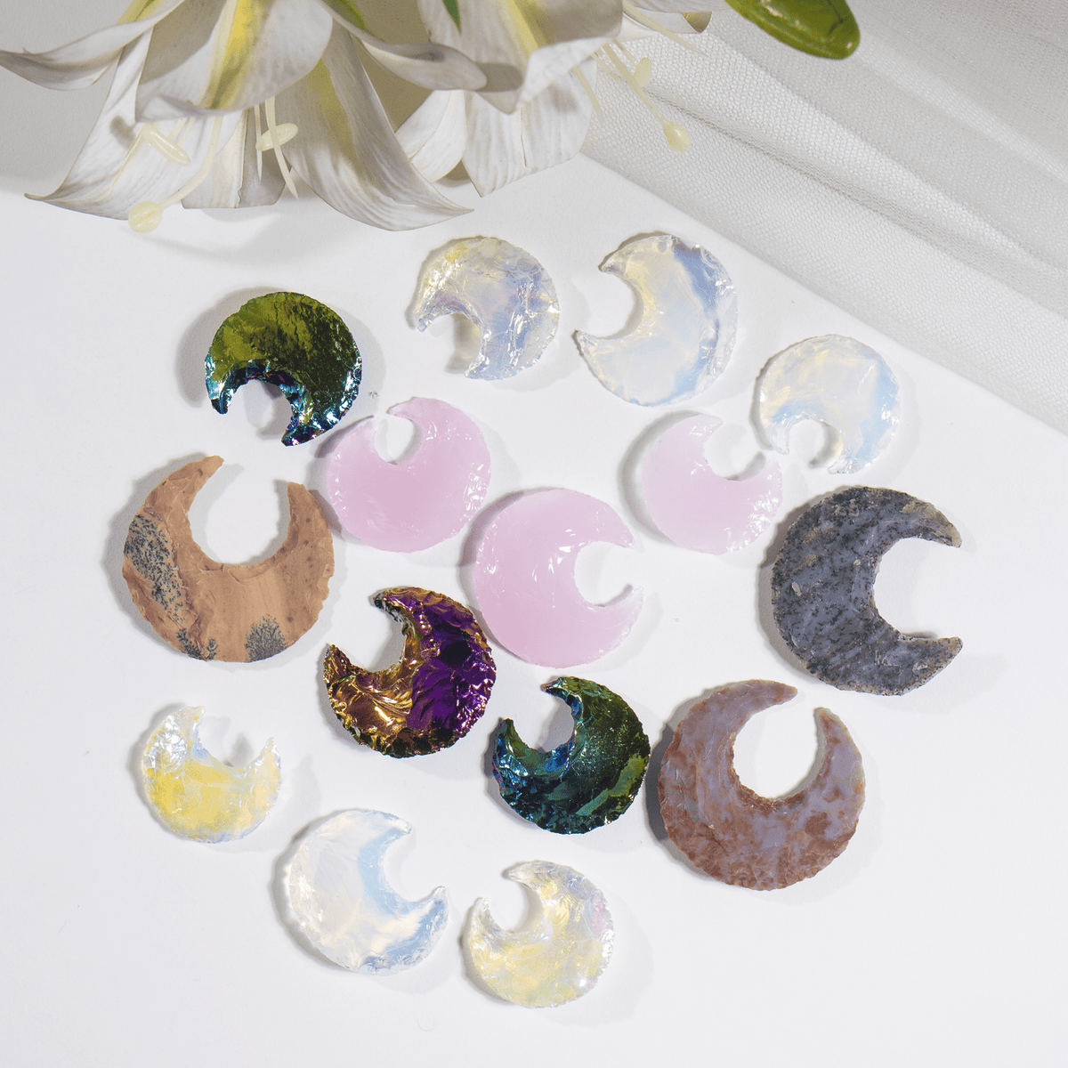 Flat Stars & Moon Shaped Gemstone Arrowheads. DestGlow