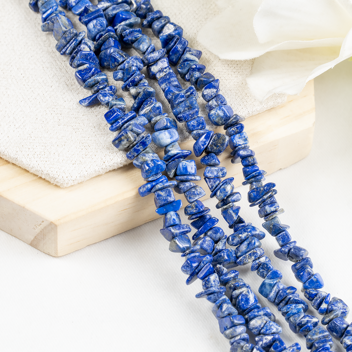 Uncut Raw Lapis Lazuli Crystal Chip Beads for Necklace (Expansion and Insight).