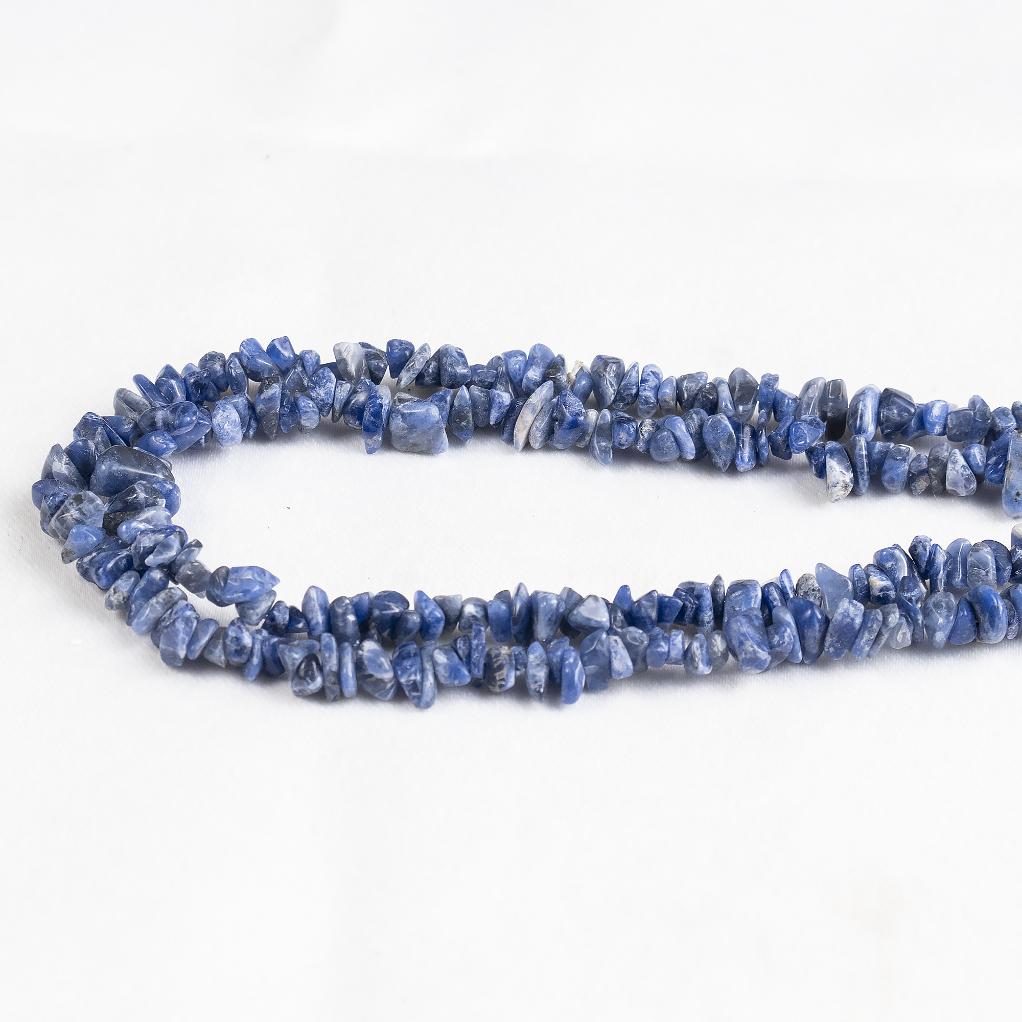 Uncut Raw Sodalite Crystal Chip Beads for Necklace (Alignment With The Higher Self and Meditation) DestGlow