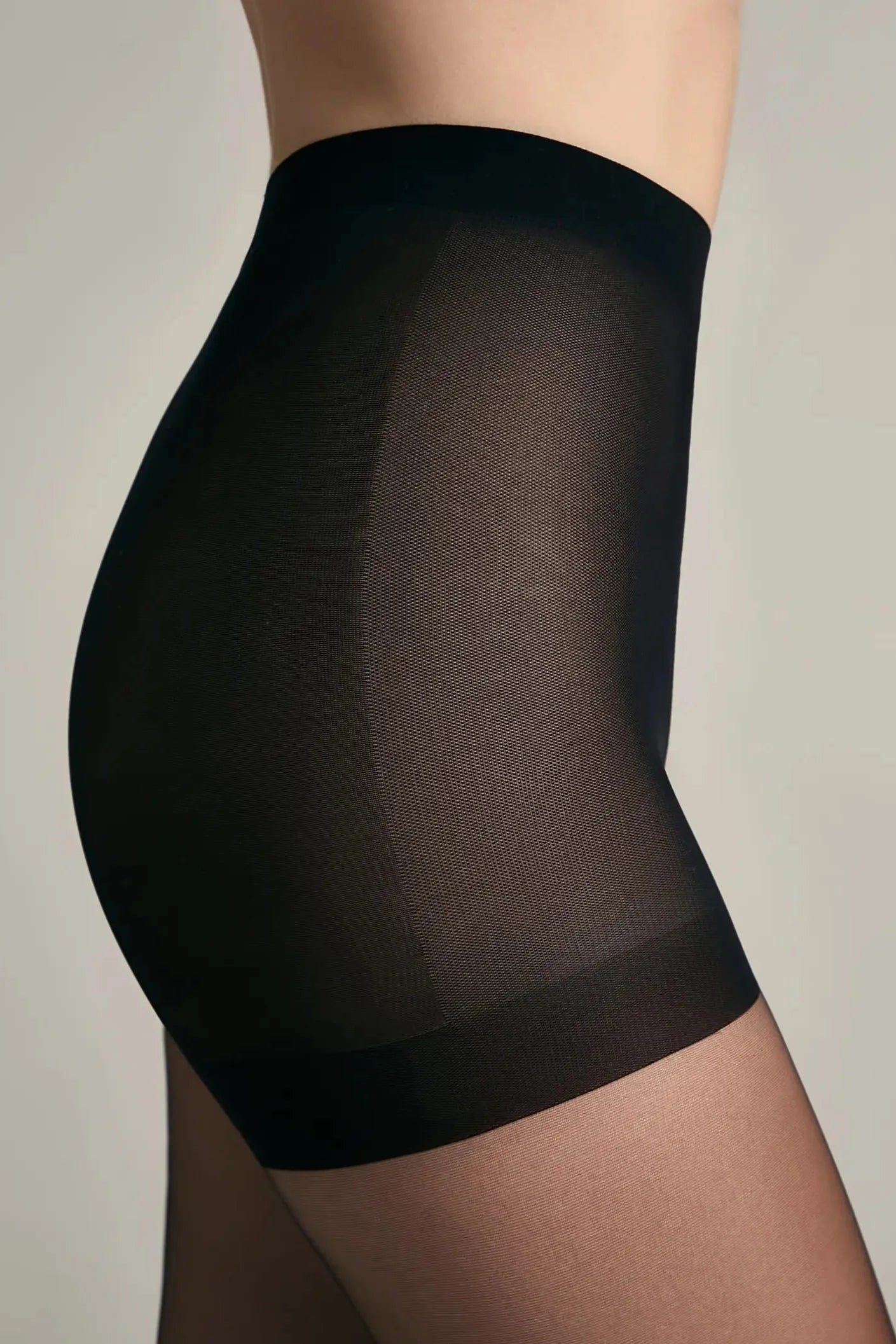 Tights Conte Balance 15 Den - Push-Up Effect - DestGlow