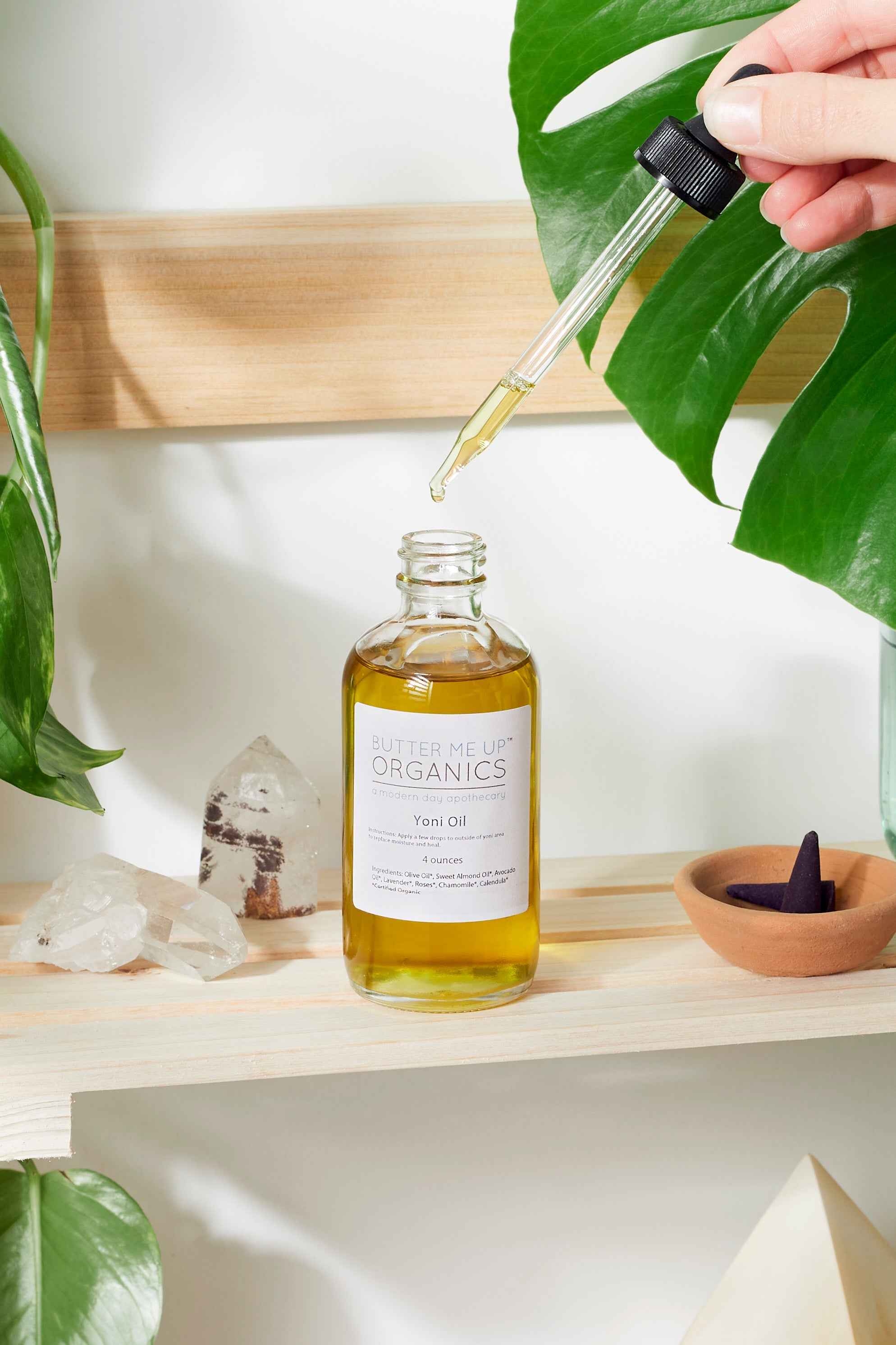 Organic Yoni Oil / Feminine Care / Women&