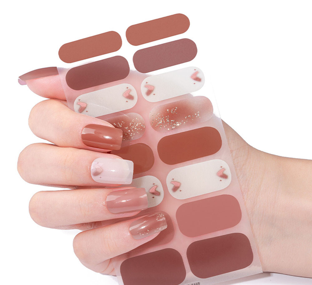 Loving Hearts Gel Nails