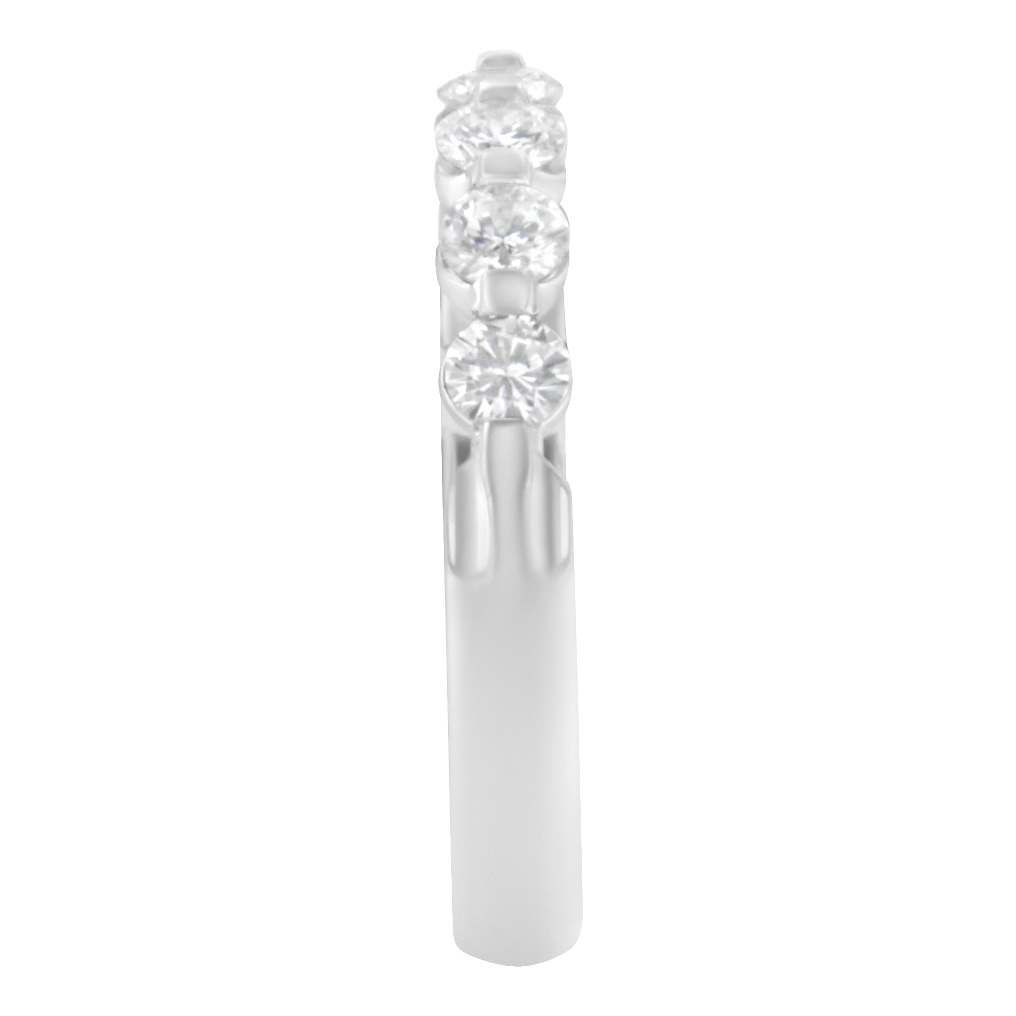 14K White Gold 1/2 cttw Diamond 5-Stone Band Ring (H-I Clarity, SI2-I1 Color) - Size 7 by Bids.com