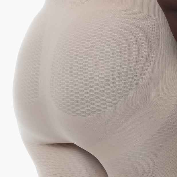Buttlifting shapewear shorts with anti-cellulite control