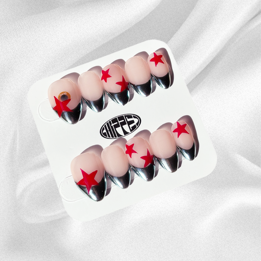 Accelerate 🇺🇸 NFC Nails That Share Your Socials