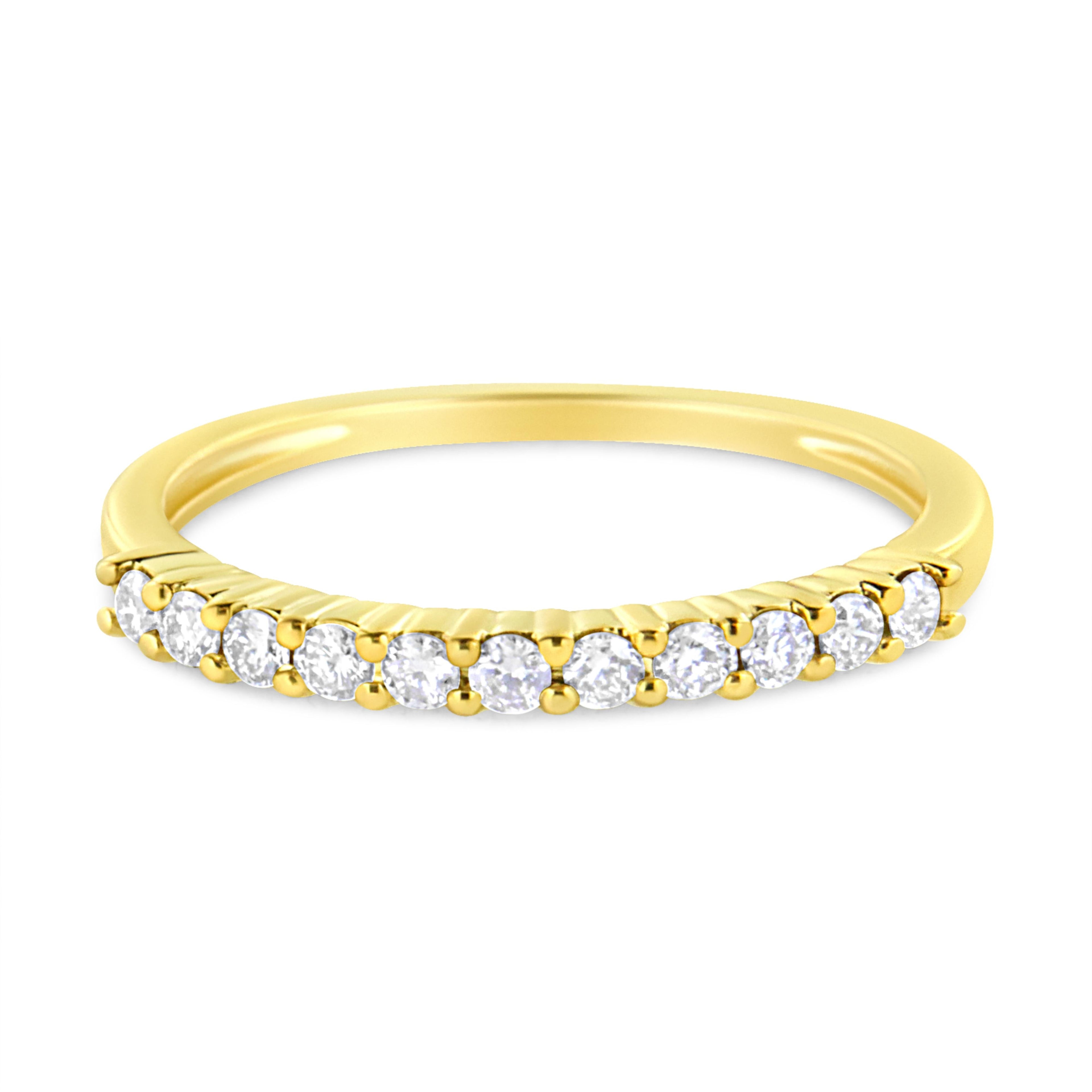 IGI Certified 1/4 Cttw Diamond 10K Yellow Gold Prong Set Fluted Band Style Ring (I-J Color, I2-I3 Clarity) - Size 7 DestGlow