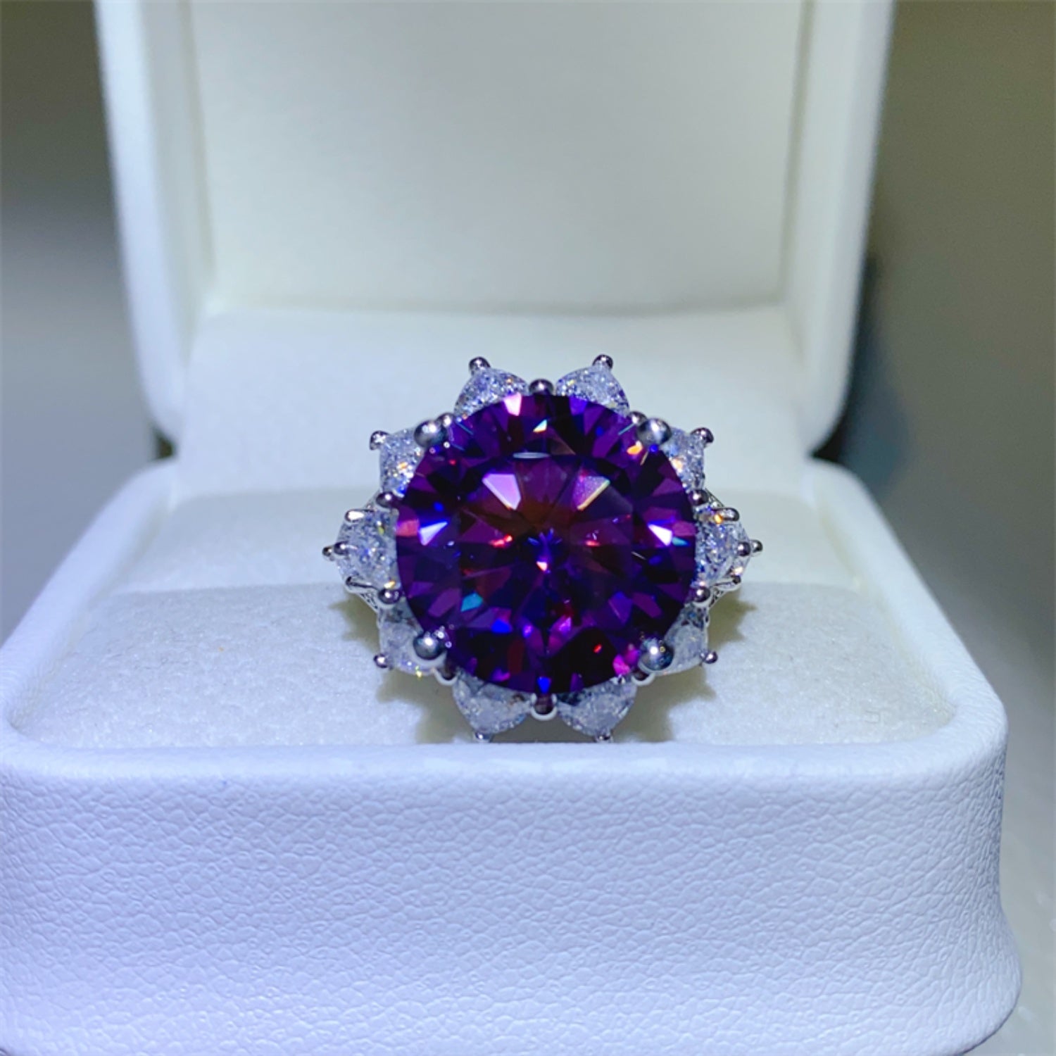 10 Carat Purple Sparkala™ Pure Sterling Silver Flower Shape Ring - DestGlow