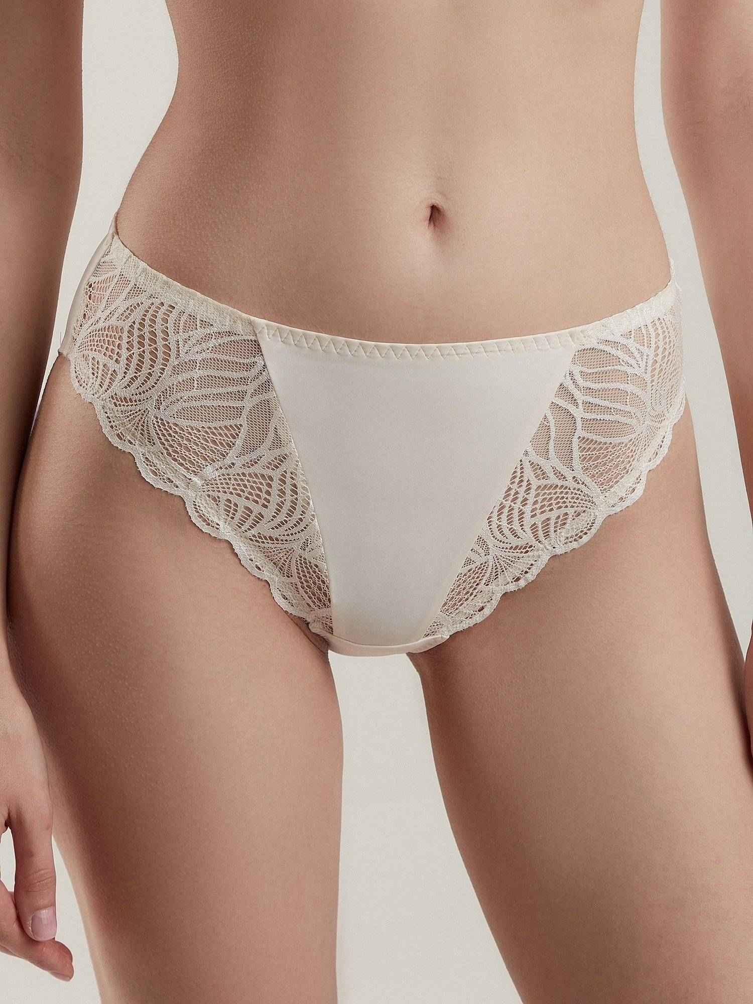 Panties Conte Aura RP3080 - Slip With a Mid-Rise Waistline