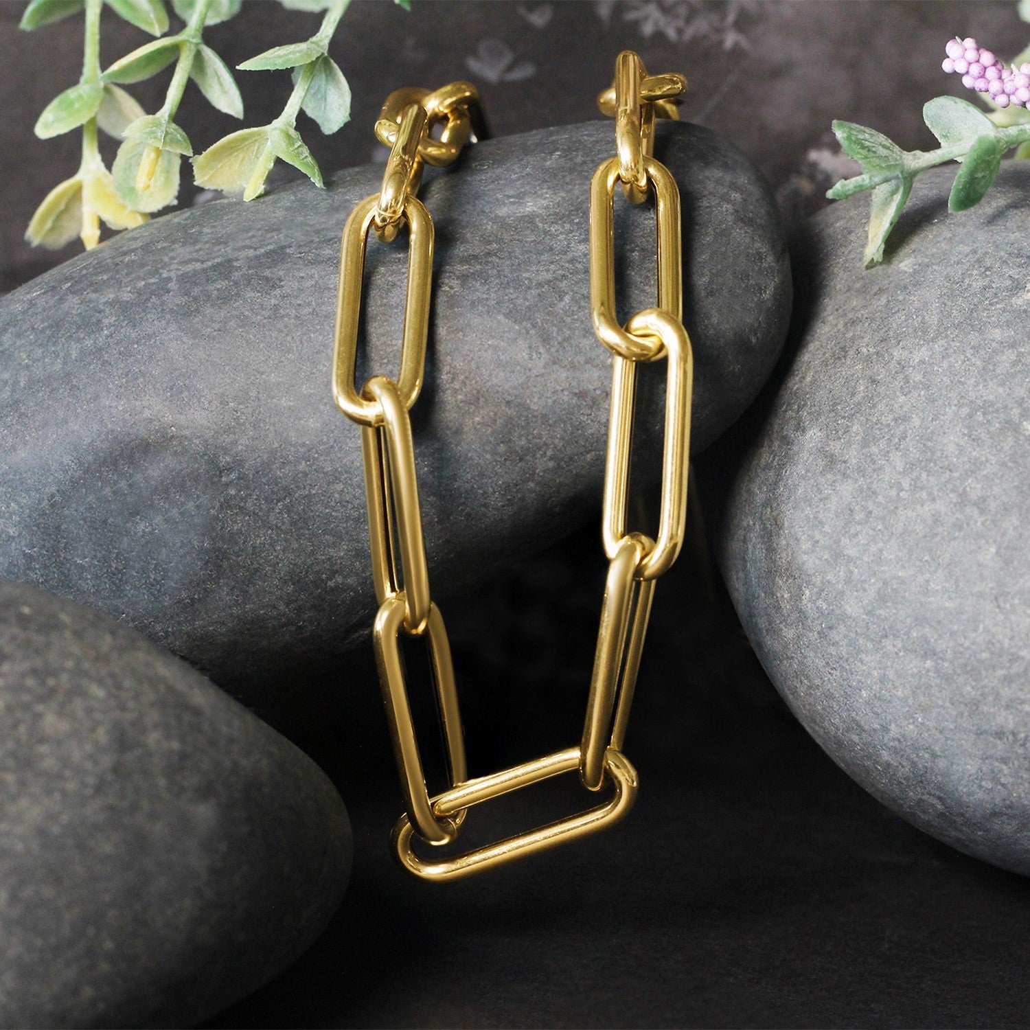 14k Yellow Gold Rounded Paperclip Chain Necklace by Bids.com