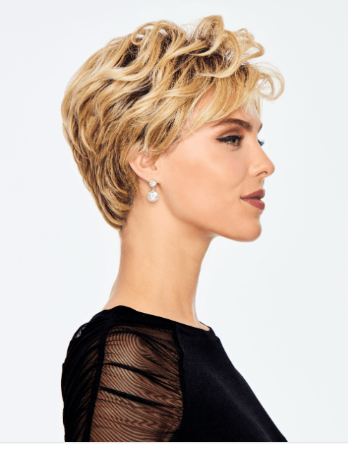 Hairdo Chic Wavy Jane Wig, Color SS14/88