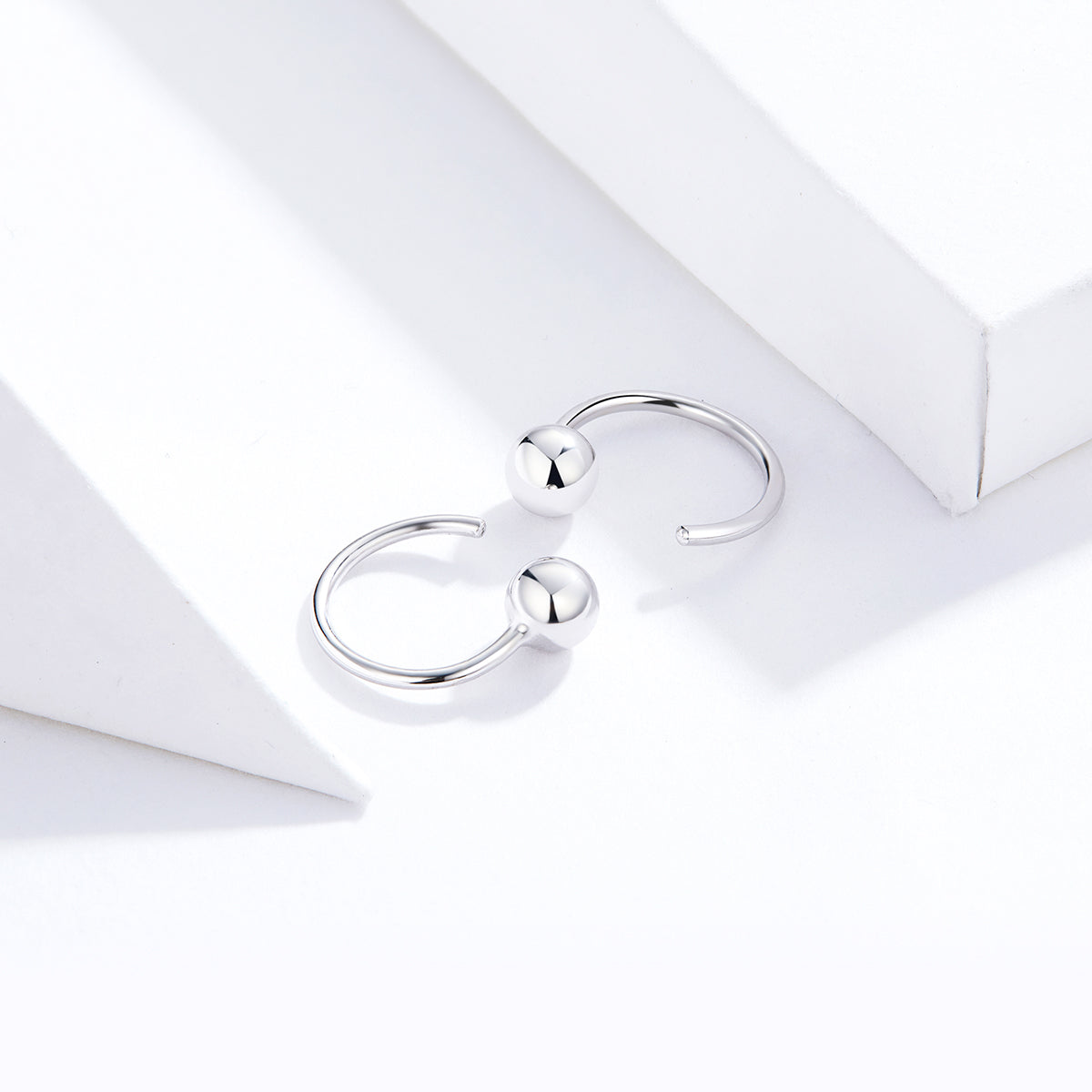 925 Sterling Silver Earrings with Plated Platinum, 1cm Diameter for Women DestGlow