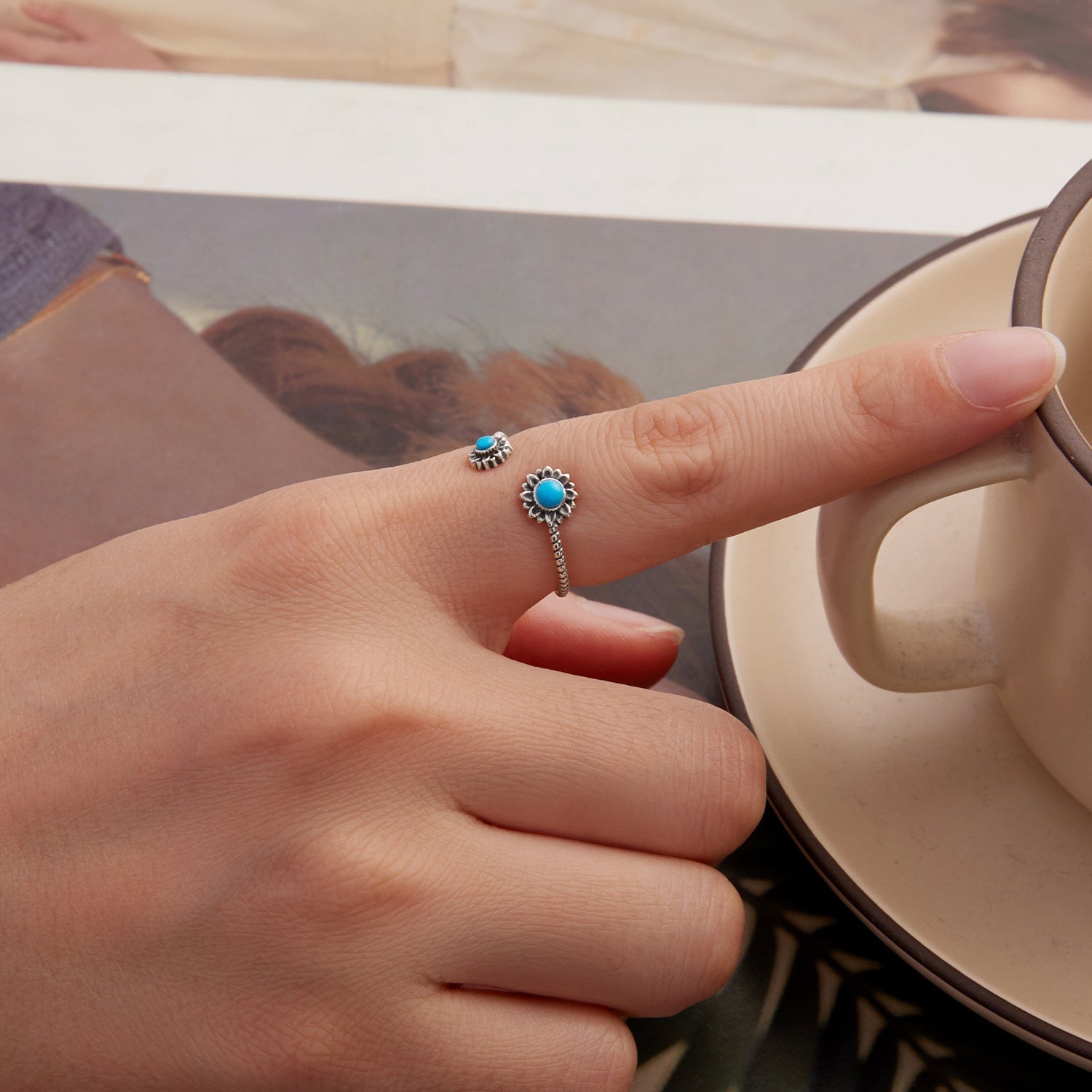 925 Sterling Silver Synthetic Turquoise Ring for Women - Oxidized Silver, Width: 0.12cm, Size: 0.5-0.7cm DestGlow