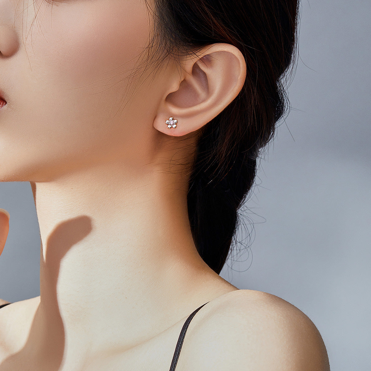 925 Sterling Silver Earrings with CZ in Pavé Setting DestGlow