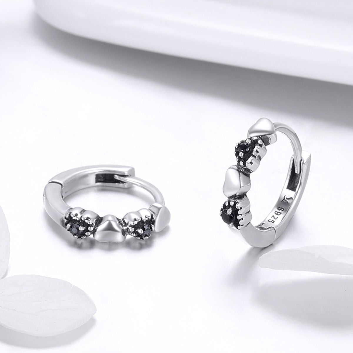 925 Sterling Silver Earrings with Pavé Setting CZ, 1.1*0.3cm DestGlow