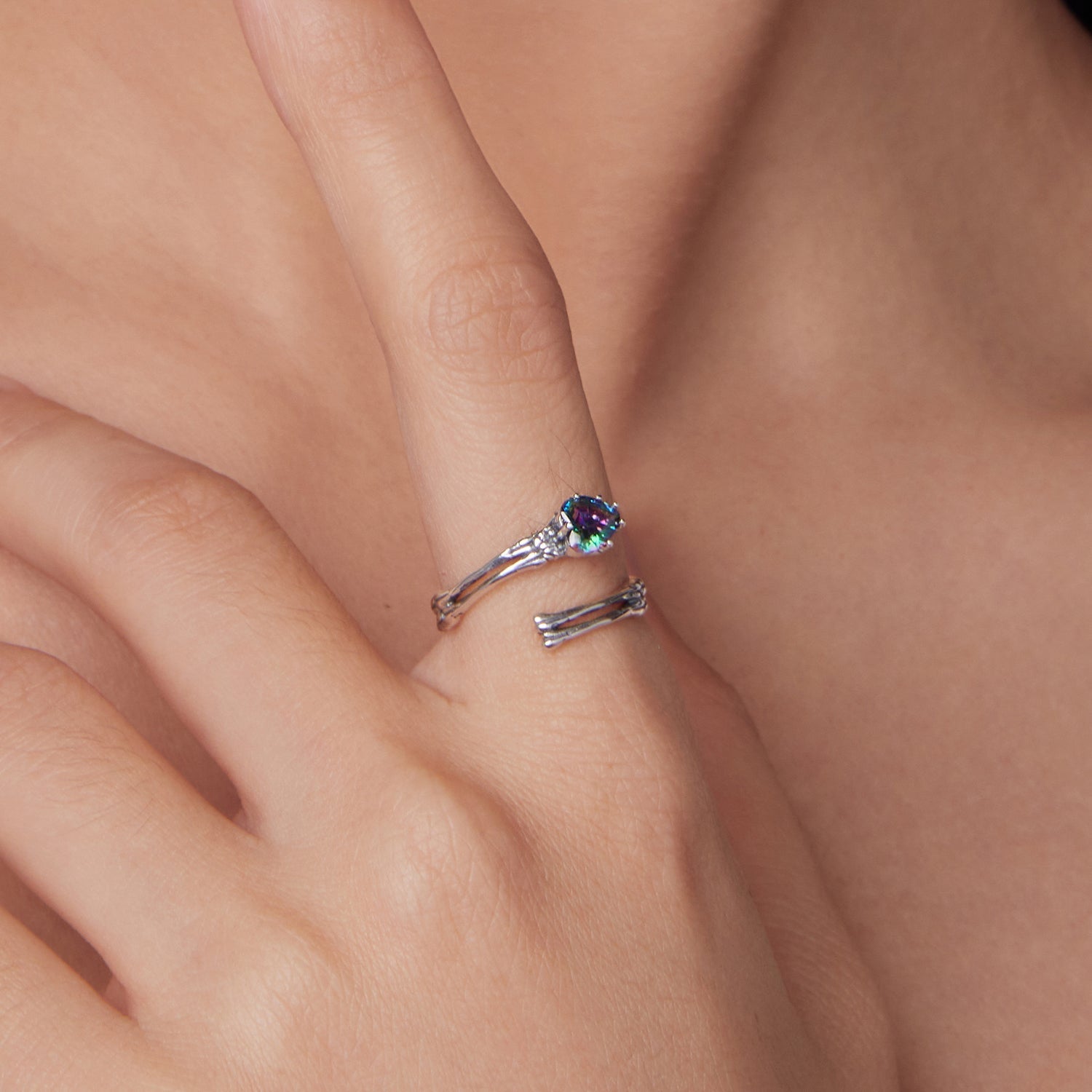 925 Sterling Silver Ring with Heart Design, 0.55cm Heart Size, Women’s Jewelry DestGlow