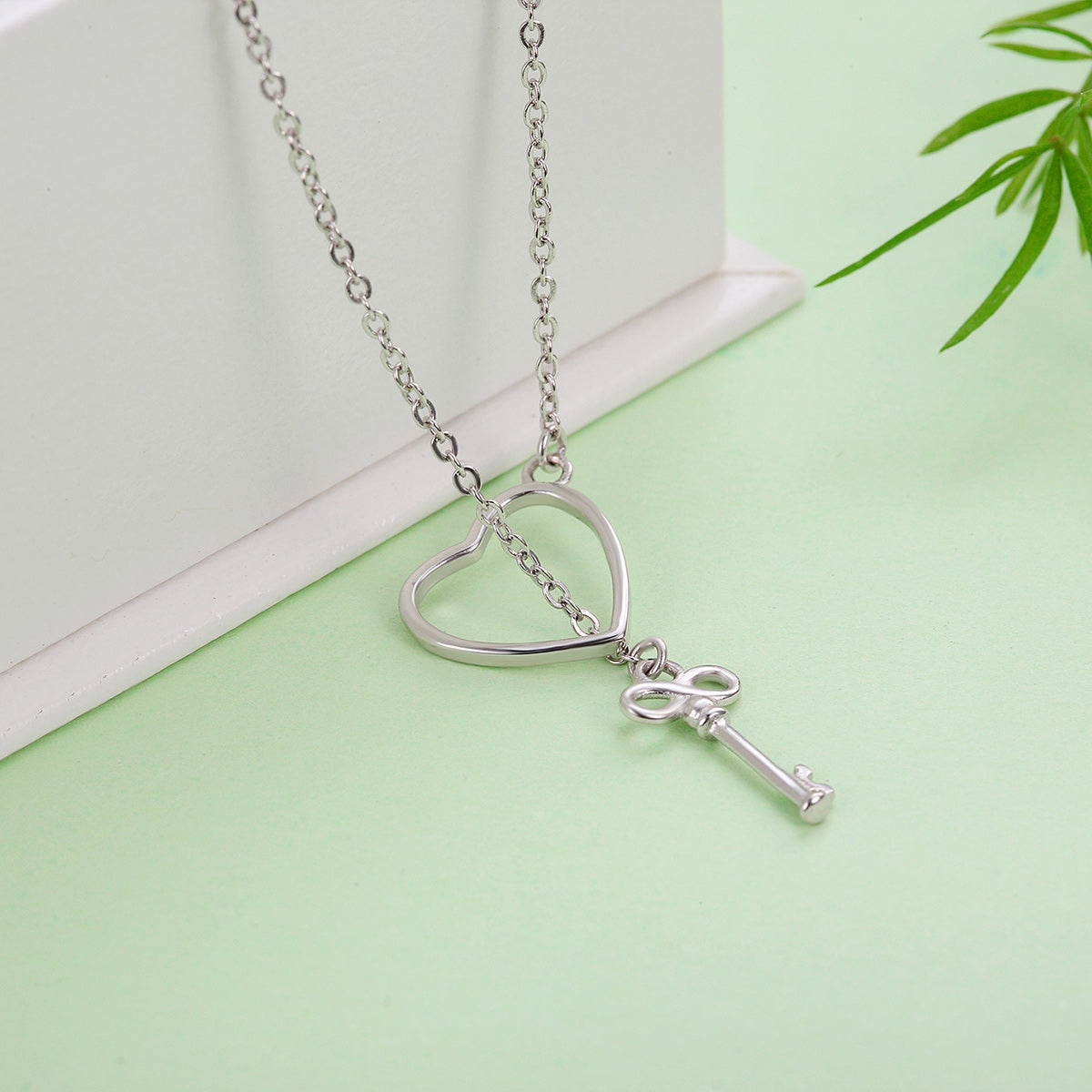 925 Sterling Silver Necklace 55cm with Heart Pendant for Women DestGlow