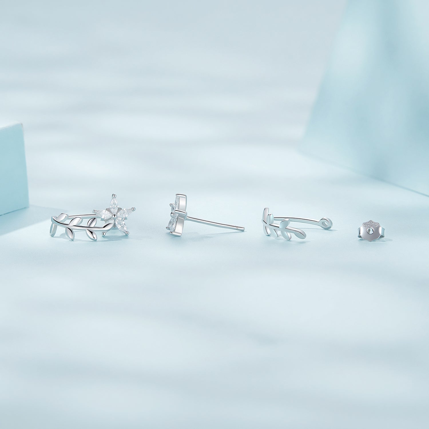 925 Sterling Silver Plated Platinum Earrings with CZ DestGlow