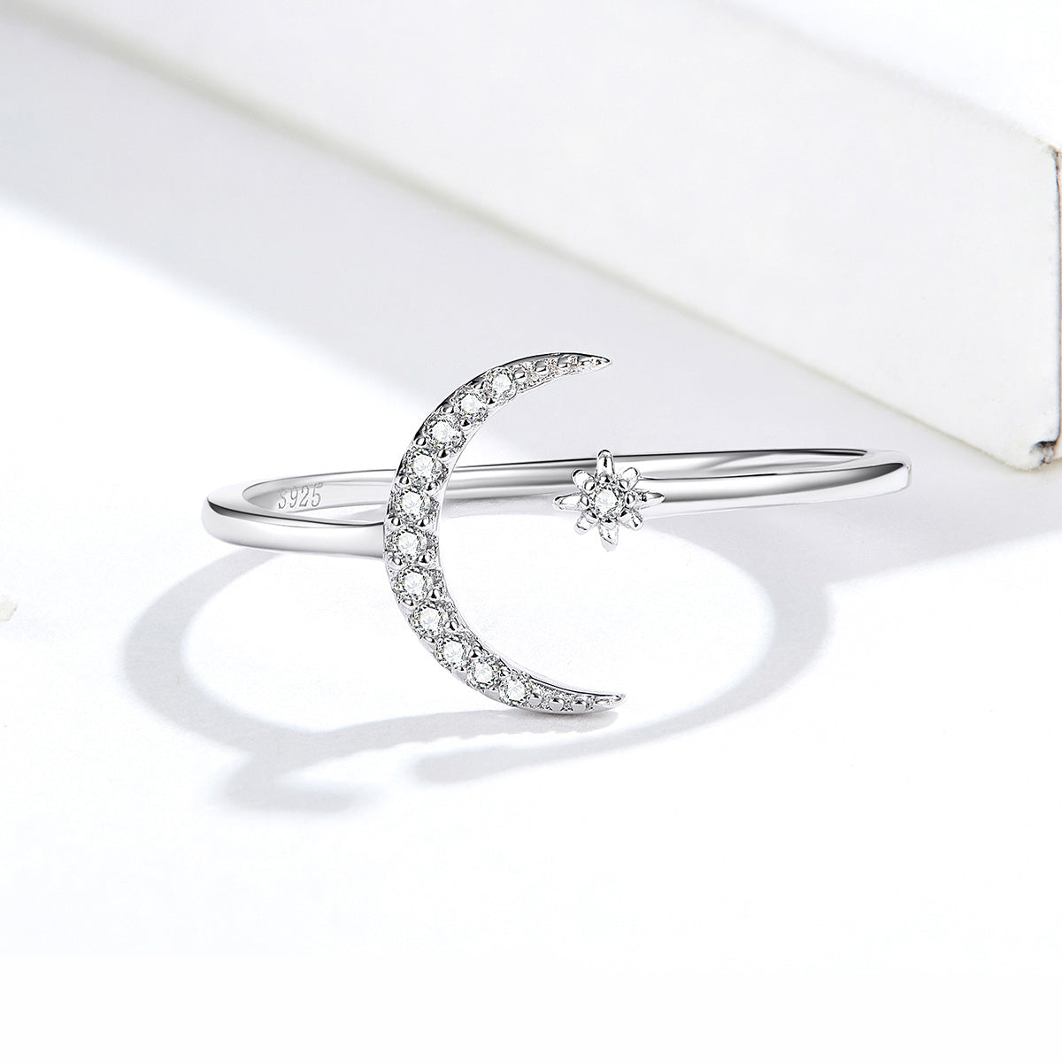 925 Sterling Silver Ring with Pavé Setting CZ DestGlow